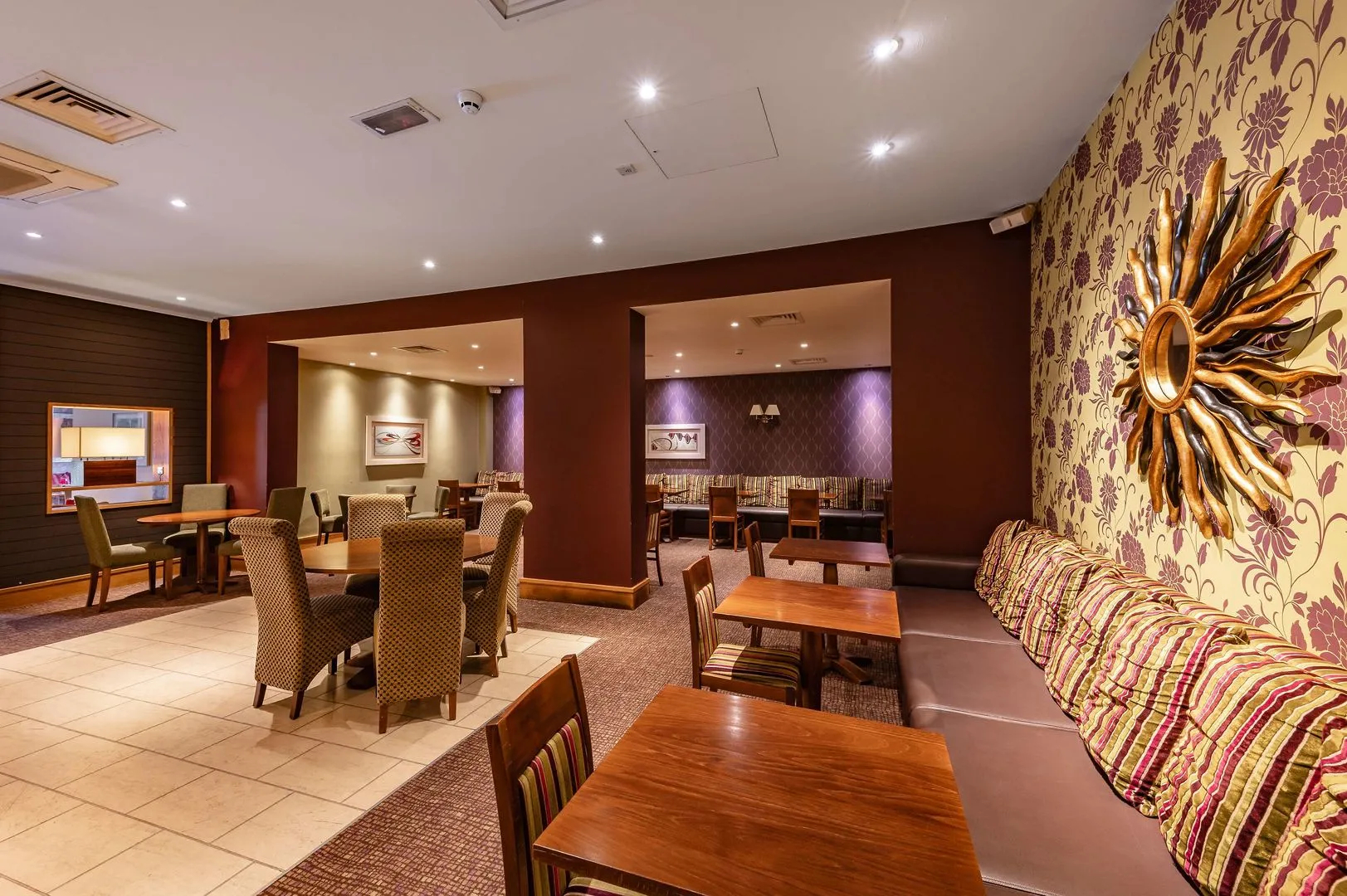 Premier Inn Peterborough (A1(M)J16)