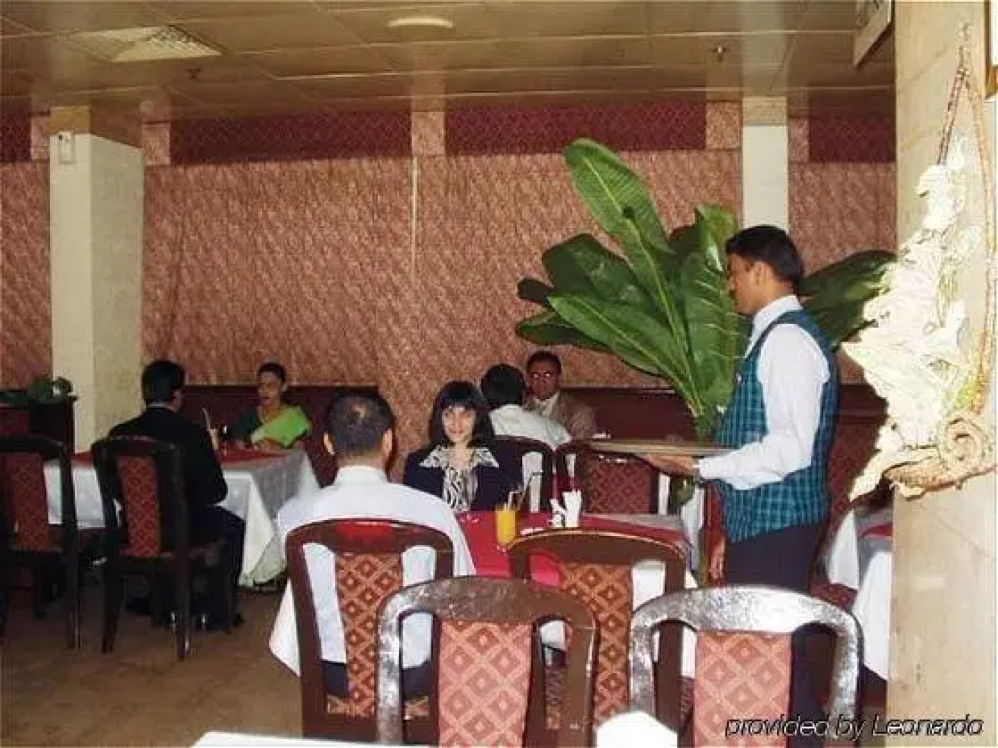 Sun And Sands Plaza Hotel