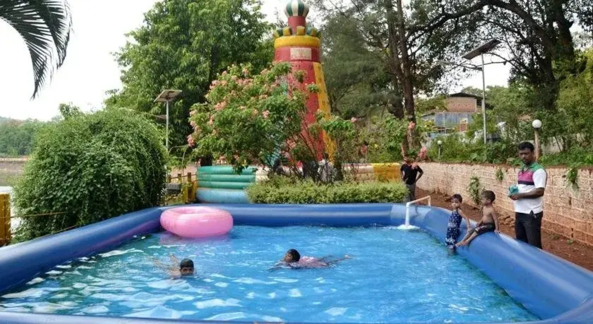 Mayem Lakeview