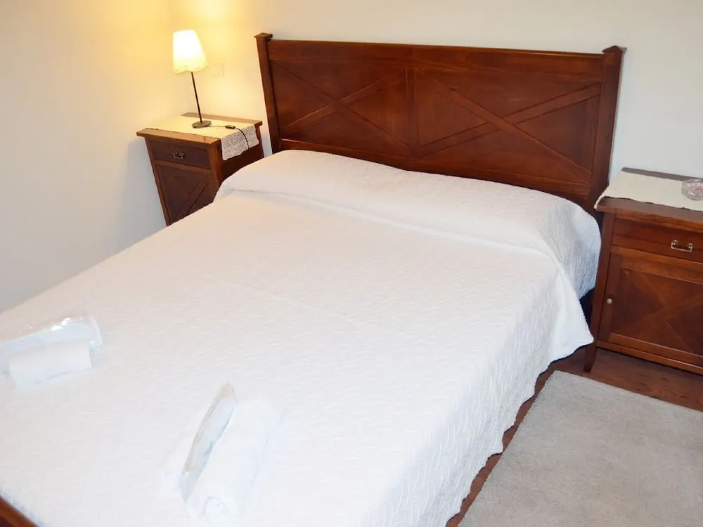 Casa Rural Bigotes, L?hell? Atapuercaa. Wifi ja Japanilainen Kylpyamme. 6 + 1 Henkil??