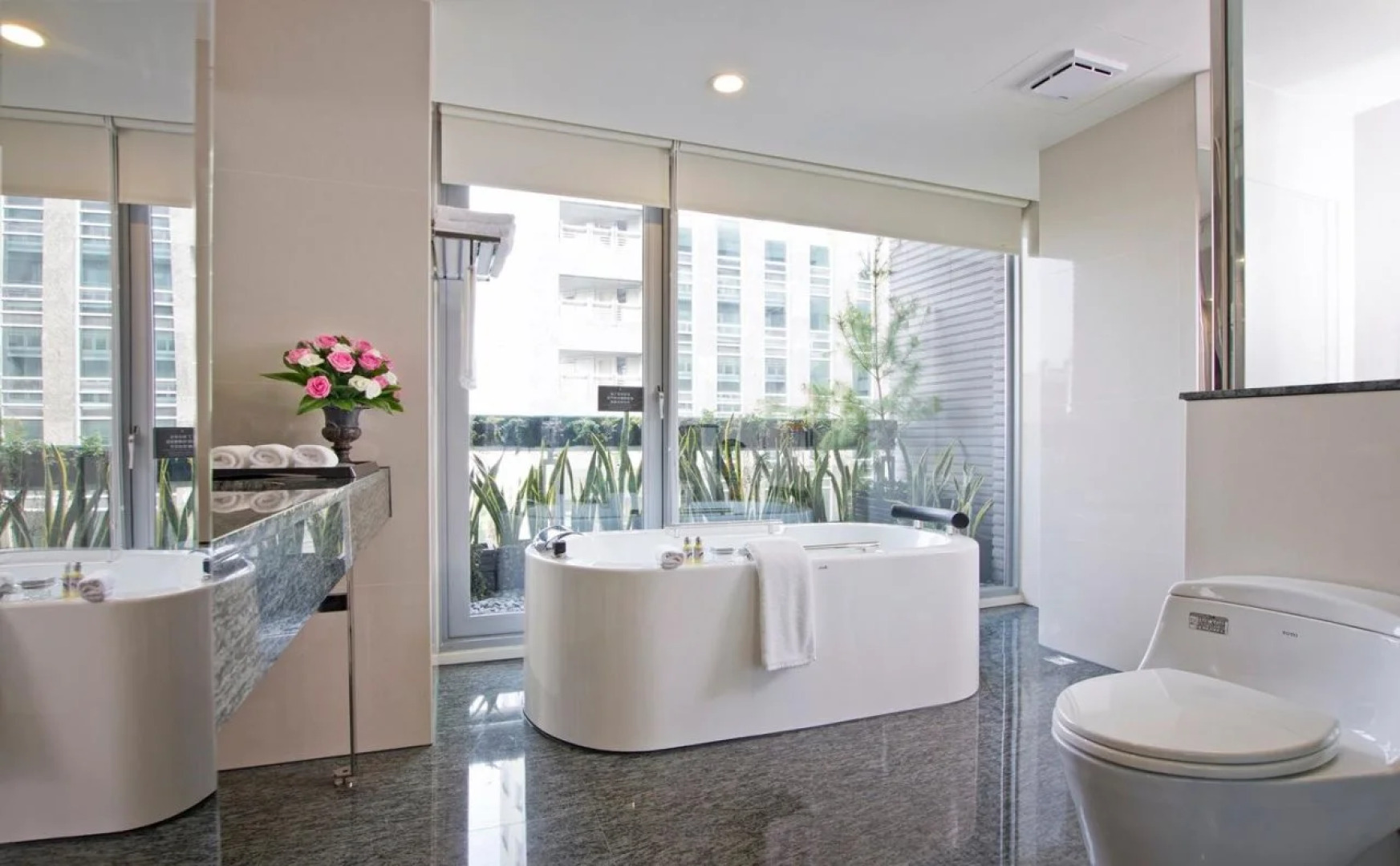 CHECK inn Select Taichung Dadun