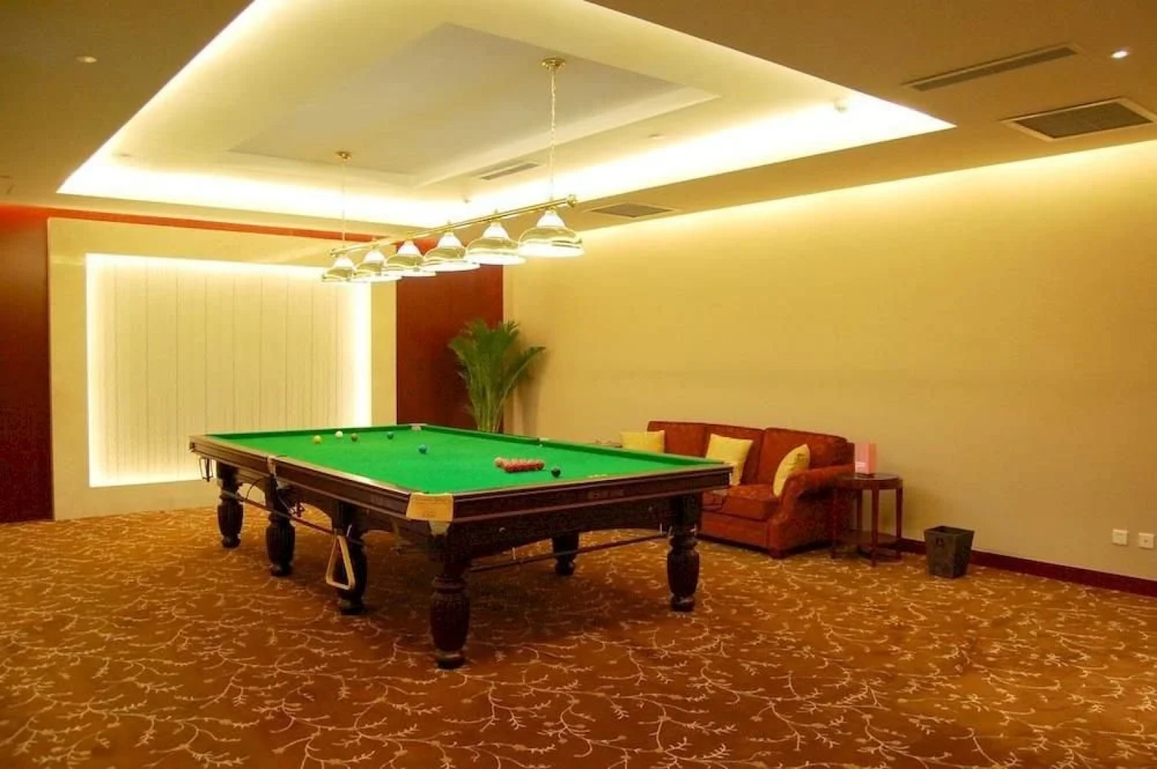 Liuhu Hotel (Hot Spring Garden Hotel)