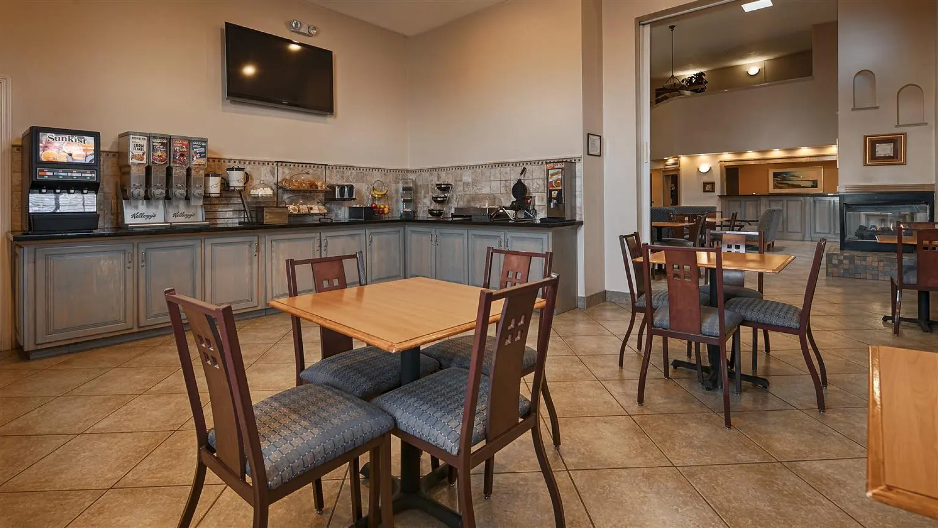 Best Western Socorro Hotel & Suites