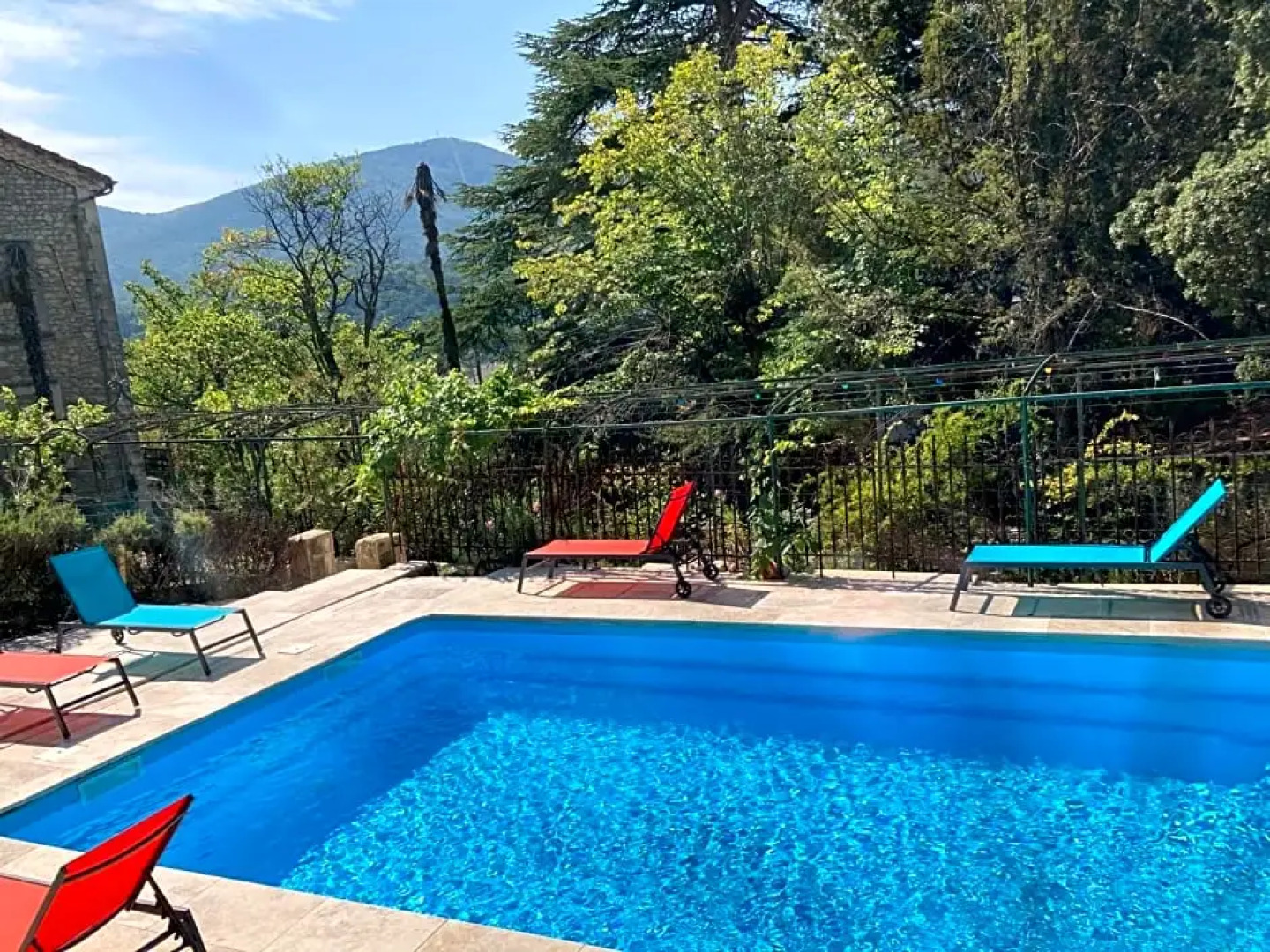 Domaine La Tour 4 SAISONS - Piscine Chauffée Toute l'année - SPA- JACUZZI-MASSAGE- SAUNA - Heated POOL - 800m City Centre Nyons