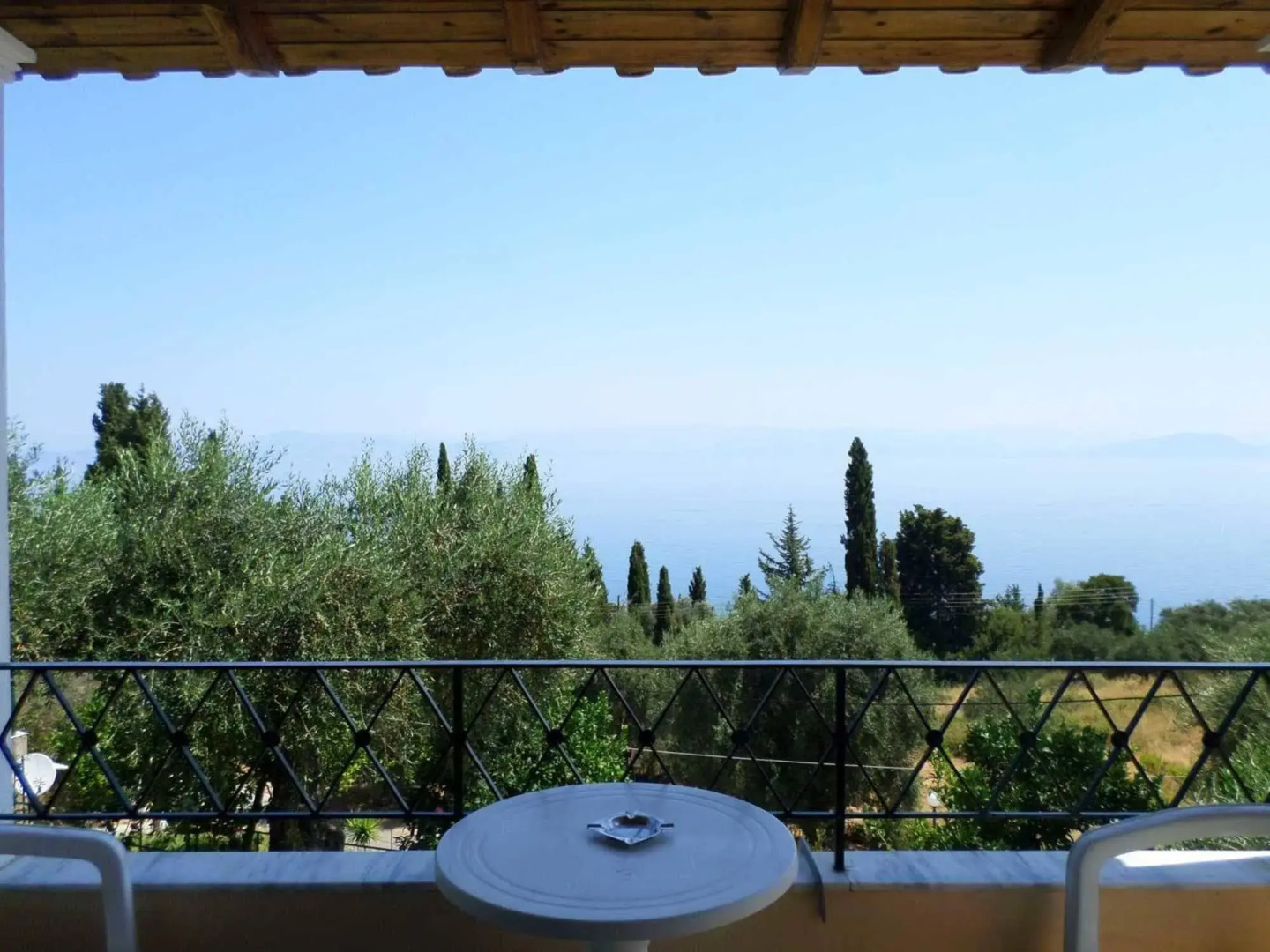 Rising Sun Apartments & Studios