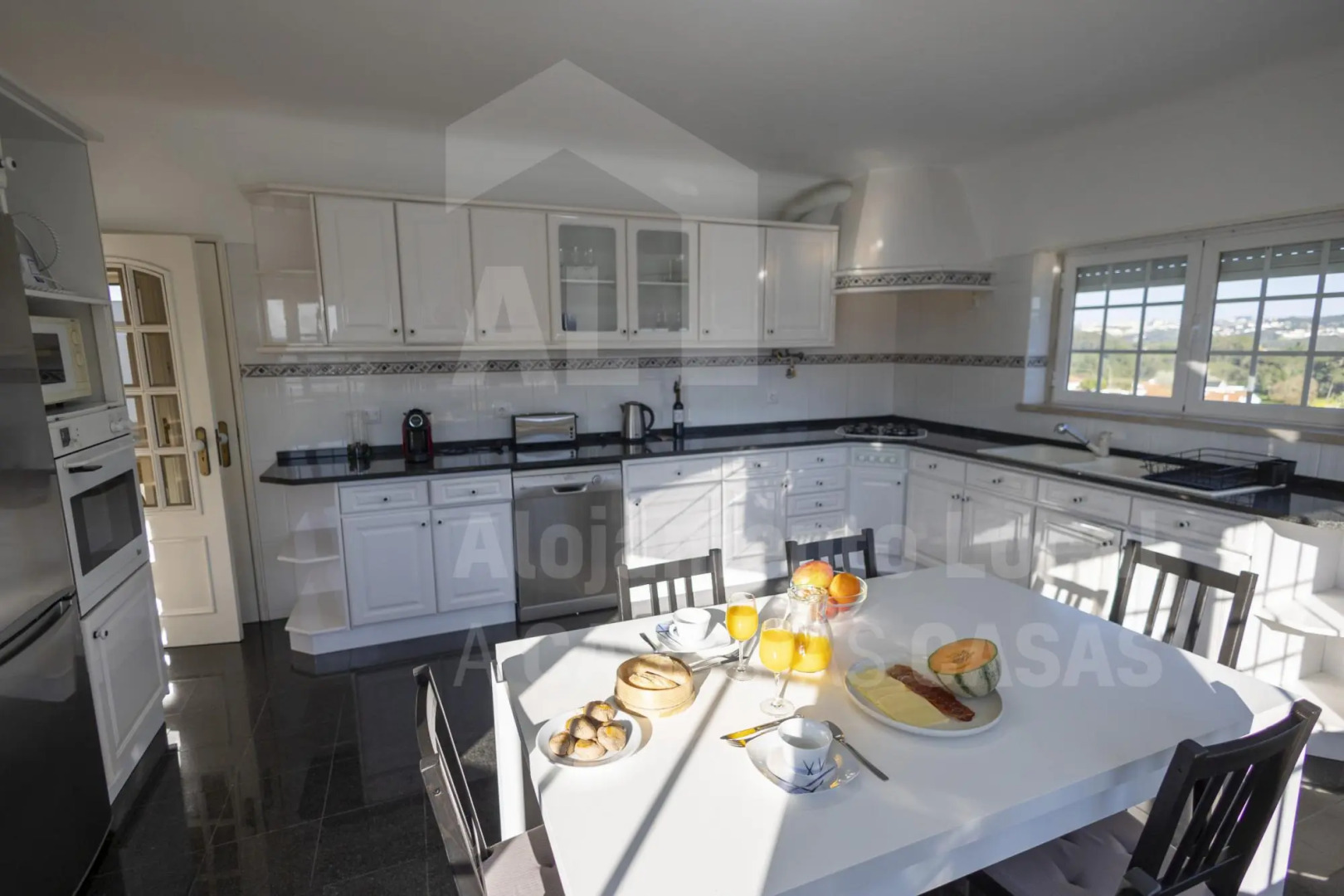 Moinho D Ouro Residence by Acasadascasas