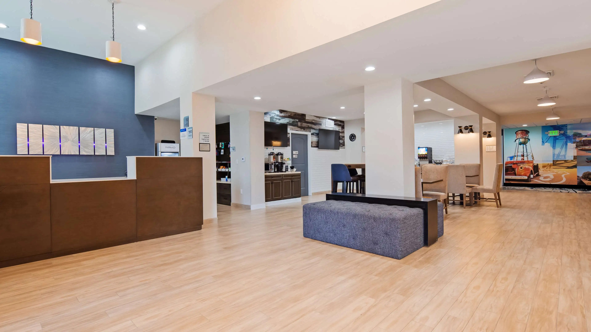 Best Western Plus New Barstow Inn & Suites