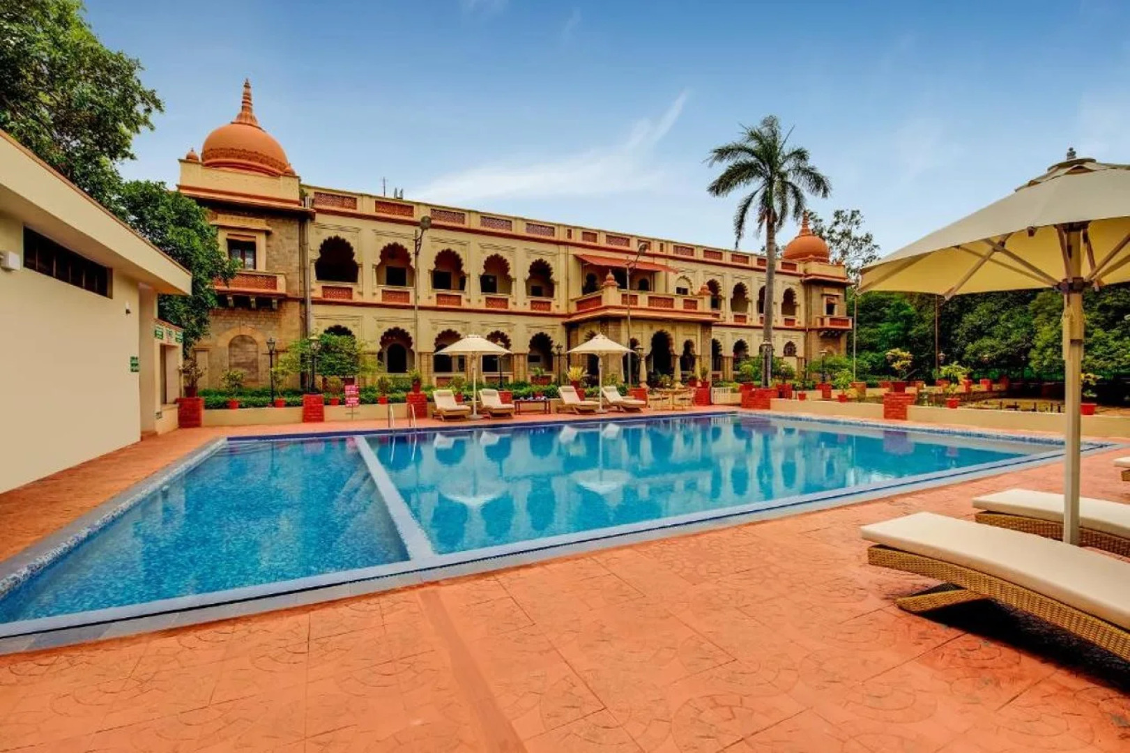 WelcomHeritage Shivavilas Palace
