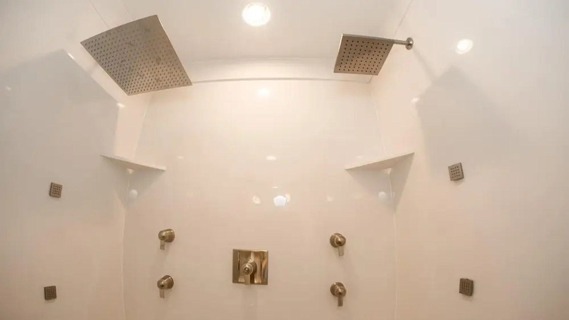 The Raspberry Garden Luxury Hotel & Suites