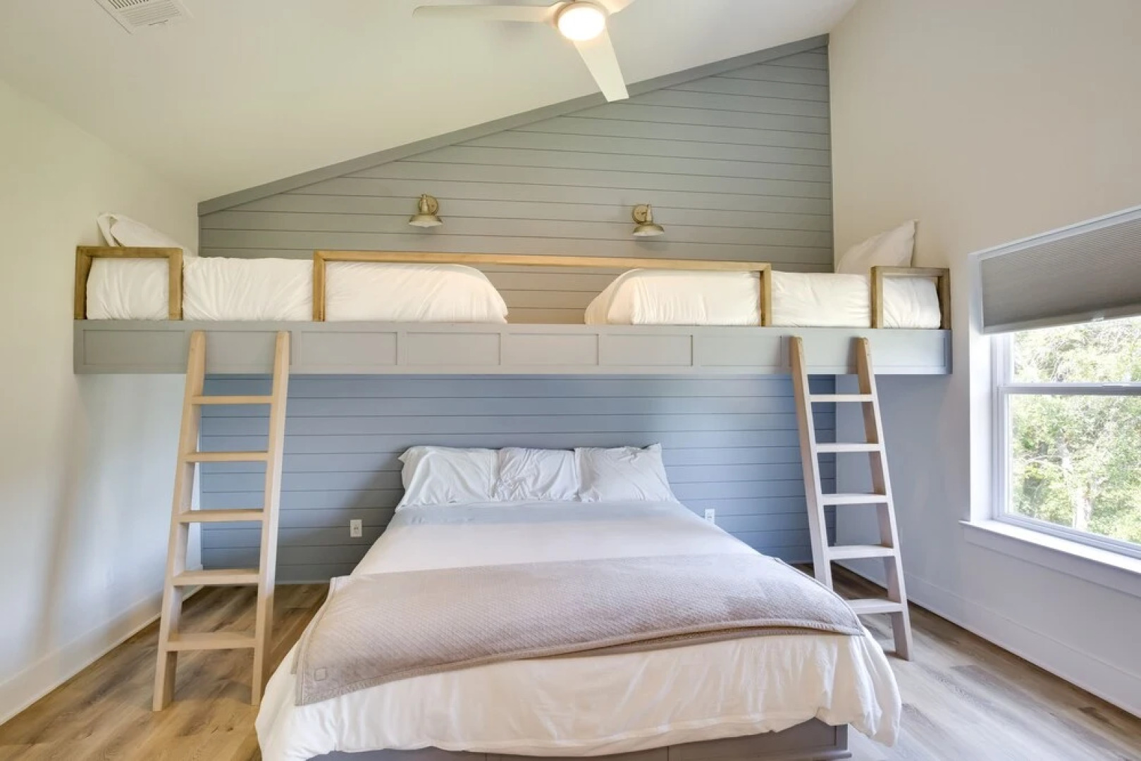 Pool, Hot Tub & Views: Malakoff Gem on Cedar Creek