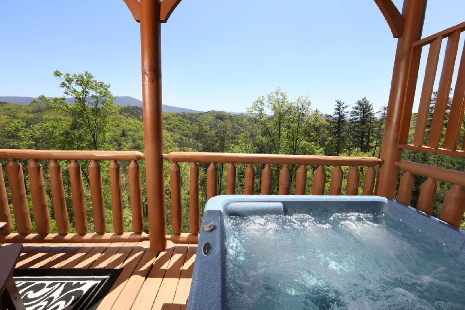 BearADise in the Smokies - Two Bedroom Cabin