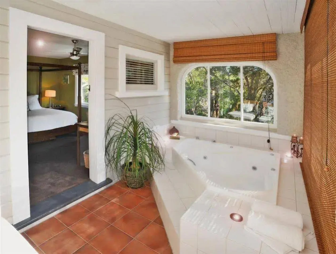 McCormick House Luxury Accommodation