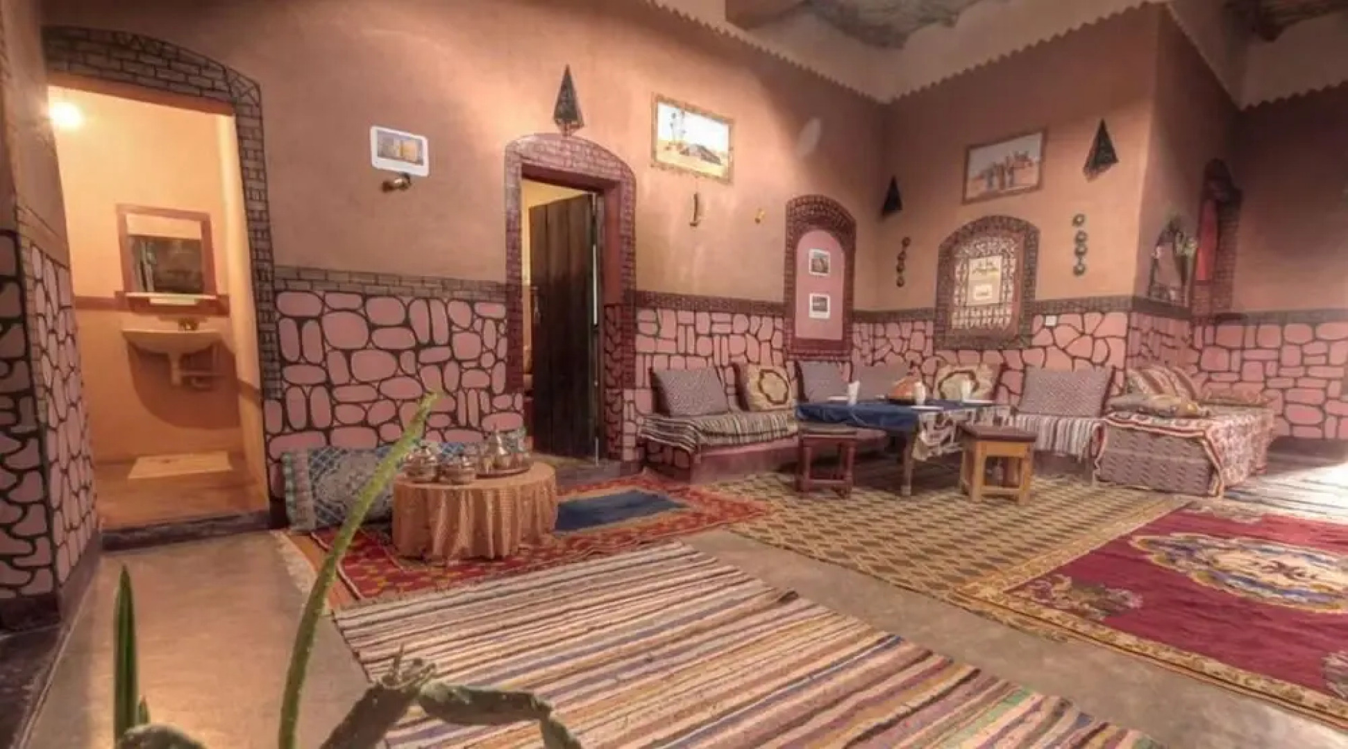 Auberge Tifaoute Kasbah