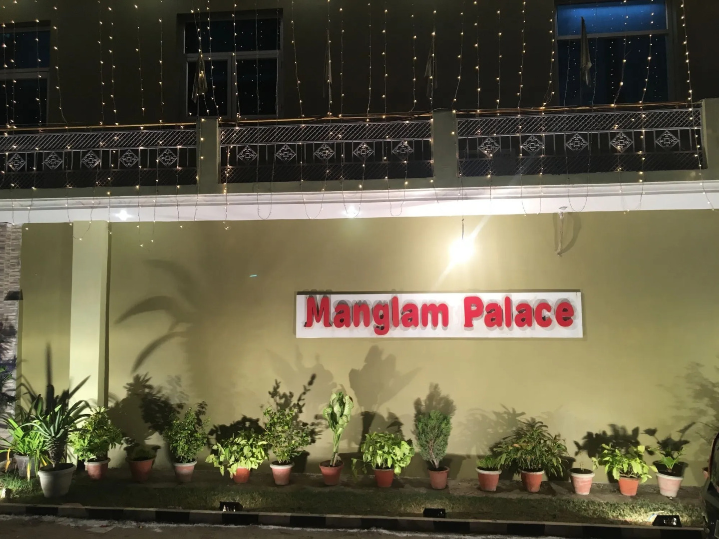 Hotel Mangalam Palace - Lucknow Airport