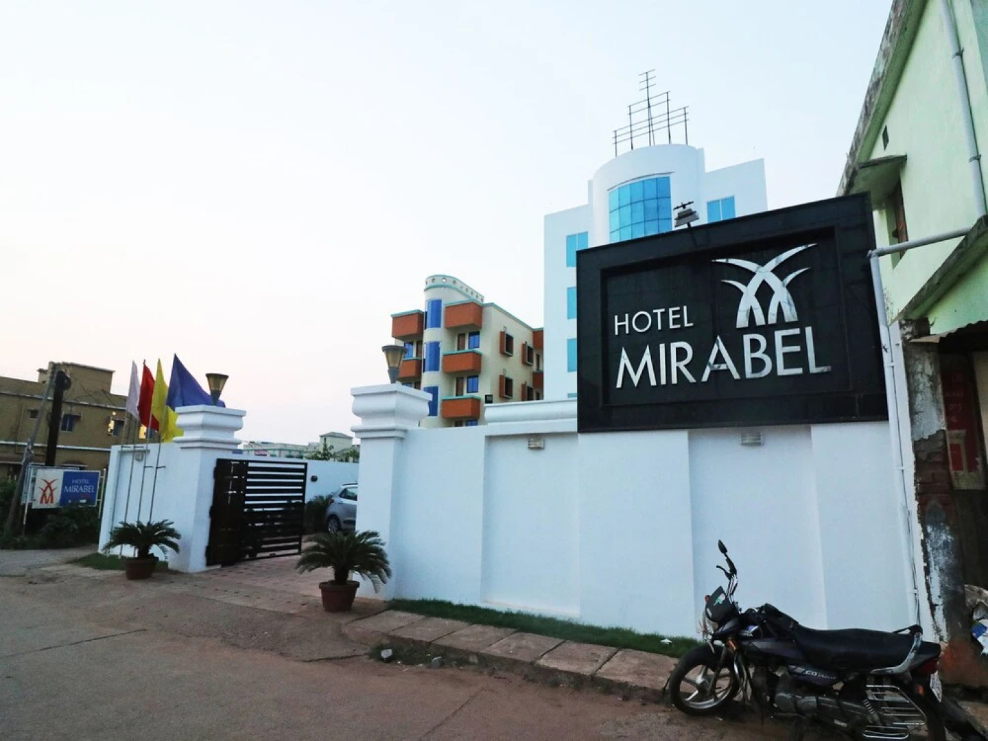 Capital O 40848 Hotel Mirabel