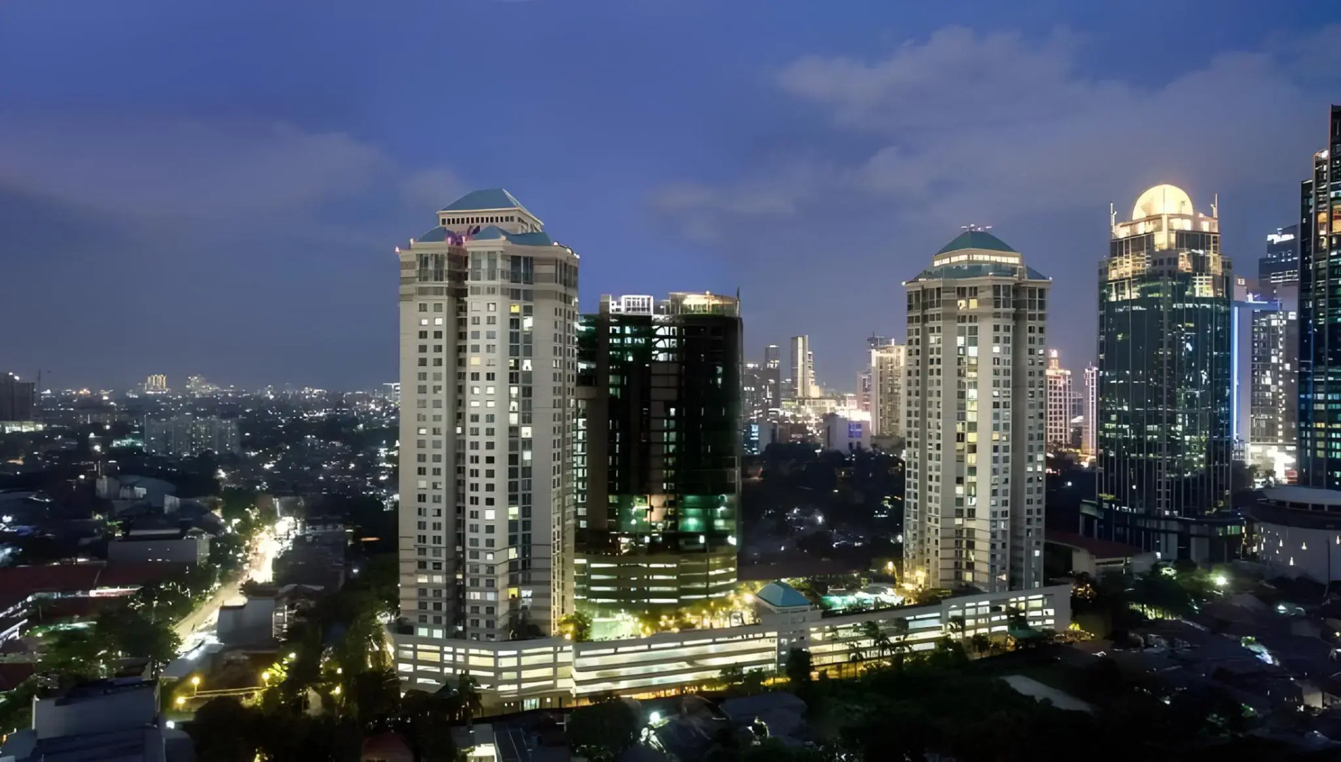 Batavia Hotel and Serviced Apartments