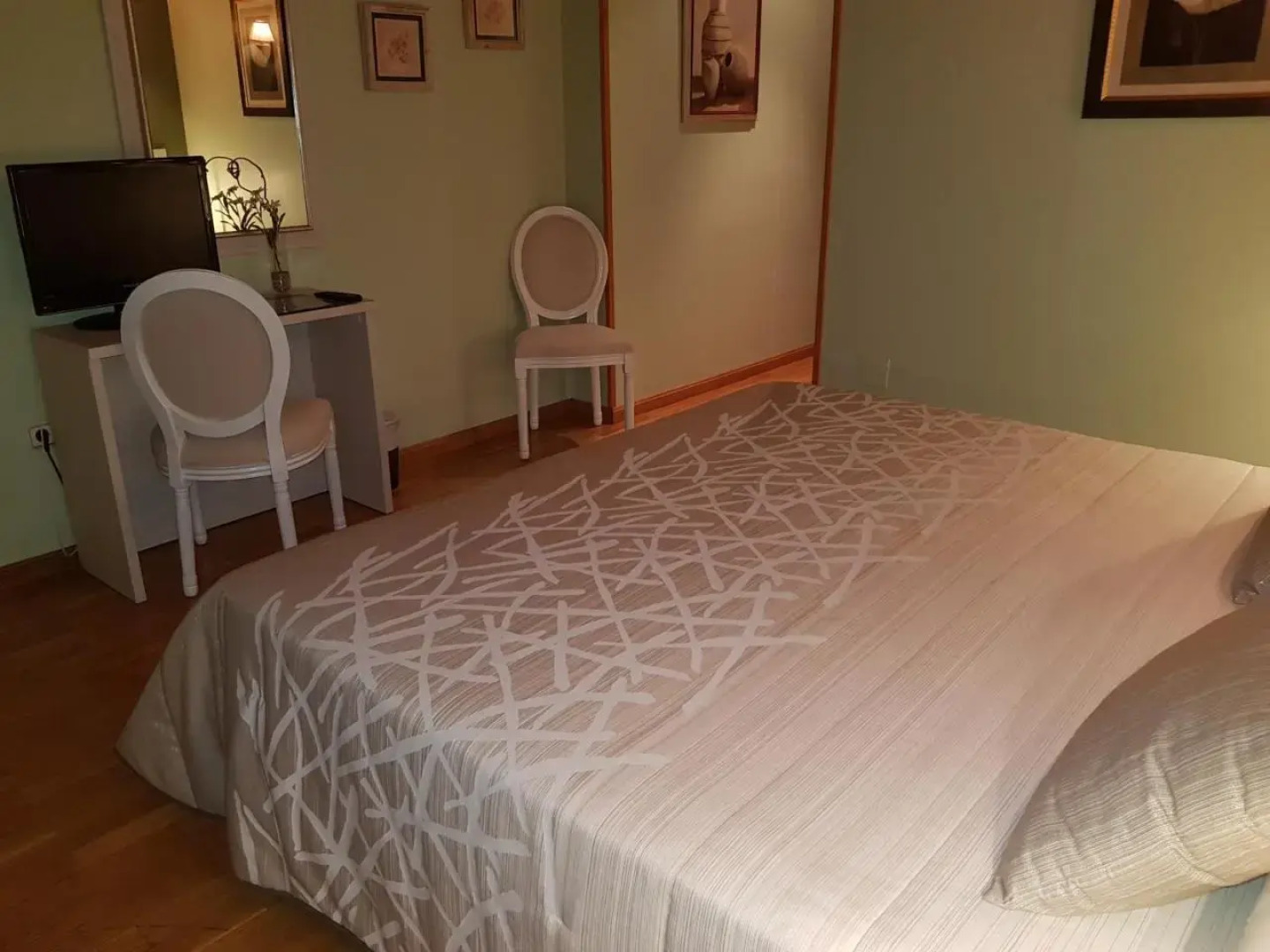 Aparta-Hotel Puertolas