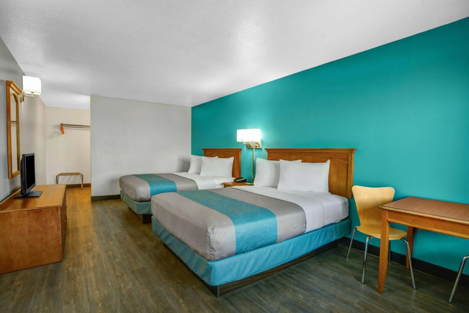 Motel 6 Baker City, OR