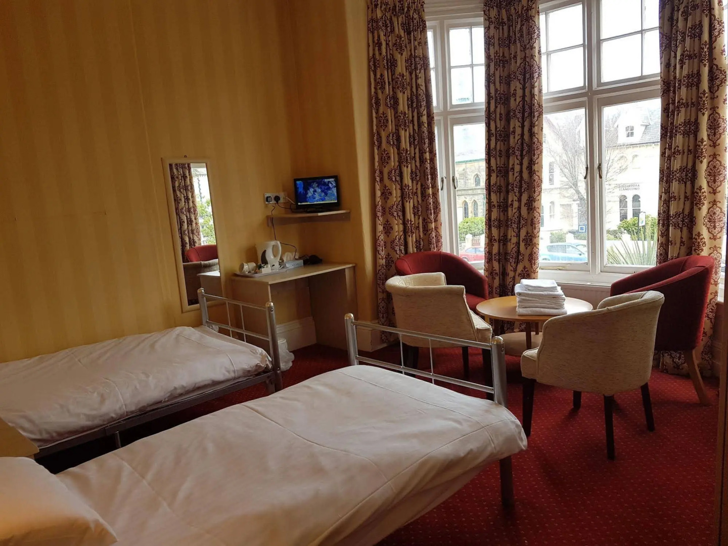 Grand Ash Hotel