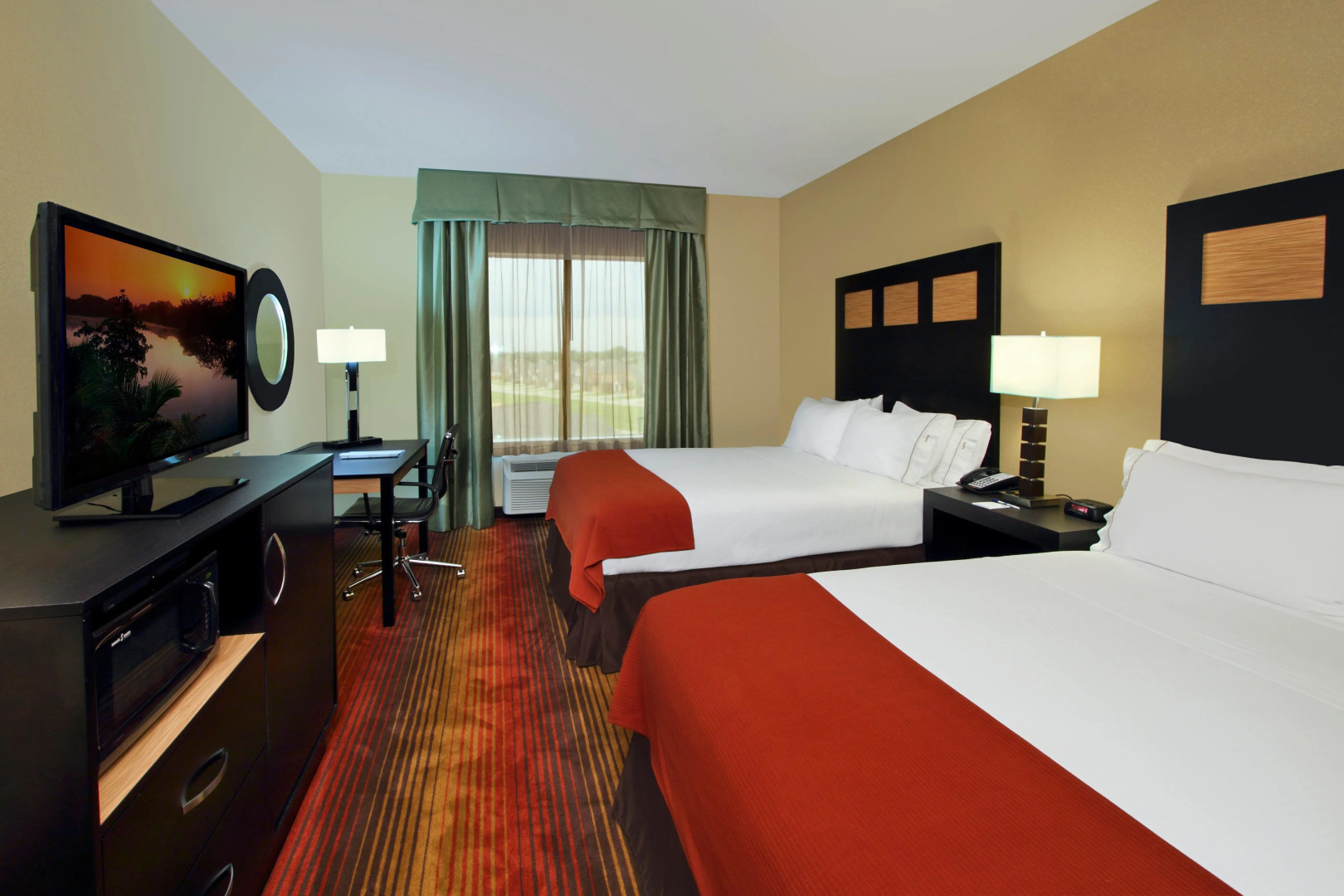 Holiday Inn Express & Suites Houston East - Baytown by IHG