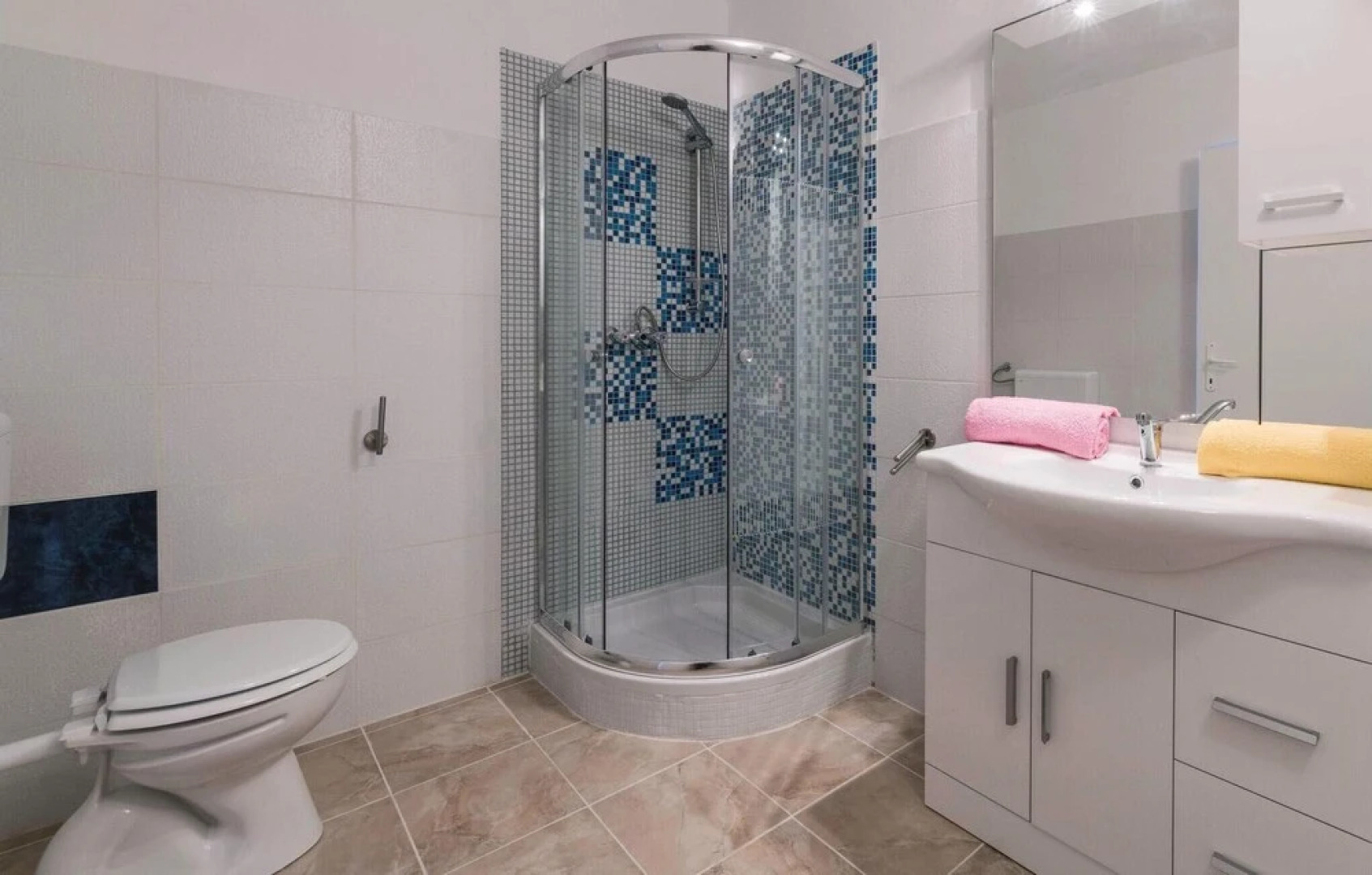 Nice Home in Sisan With Wifi and 3 Bedrooms