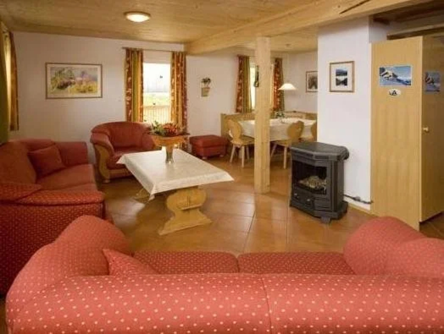 Alpendorf Dachstein West by ALPS RESORTS