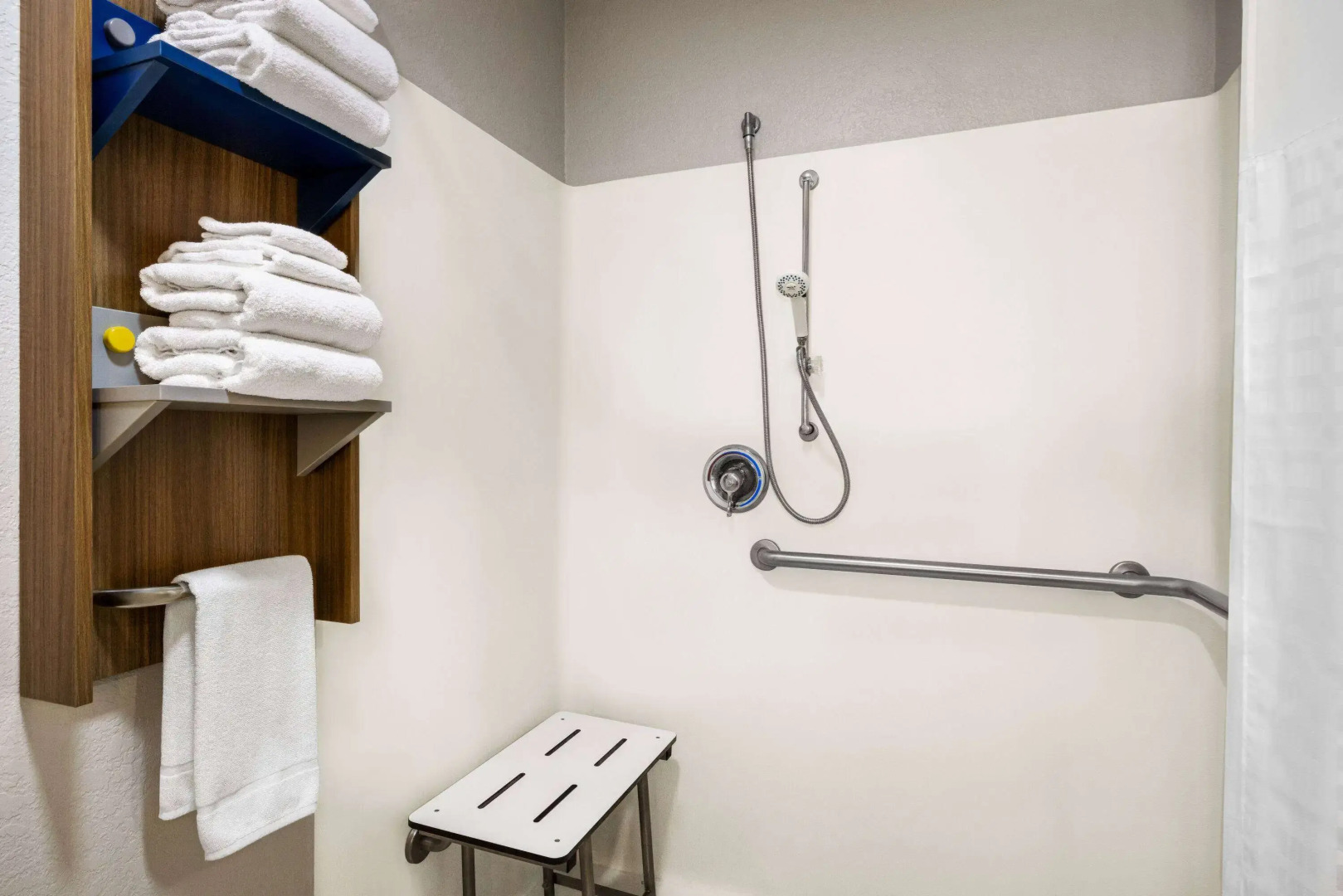 Microtel Inn & Suites by Wyndham New Ulm