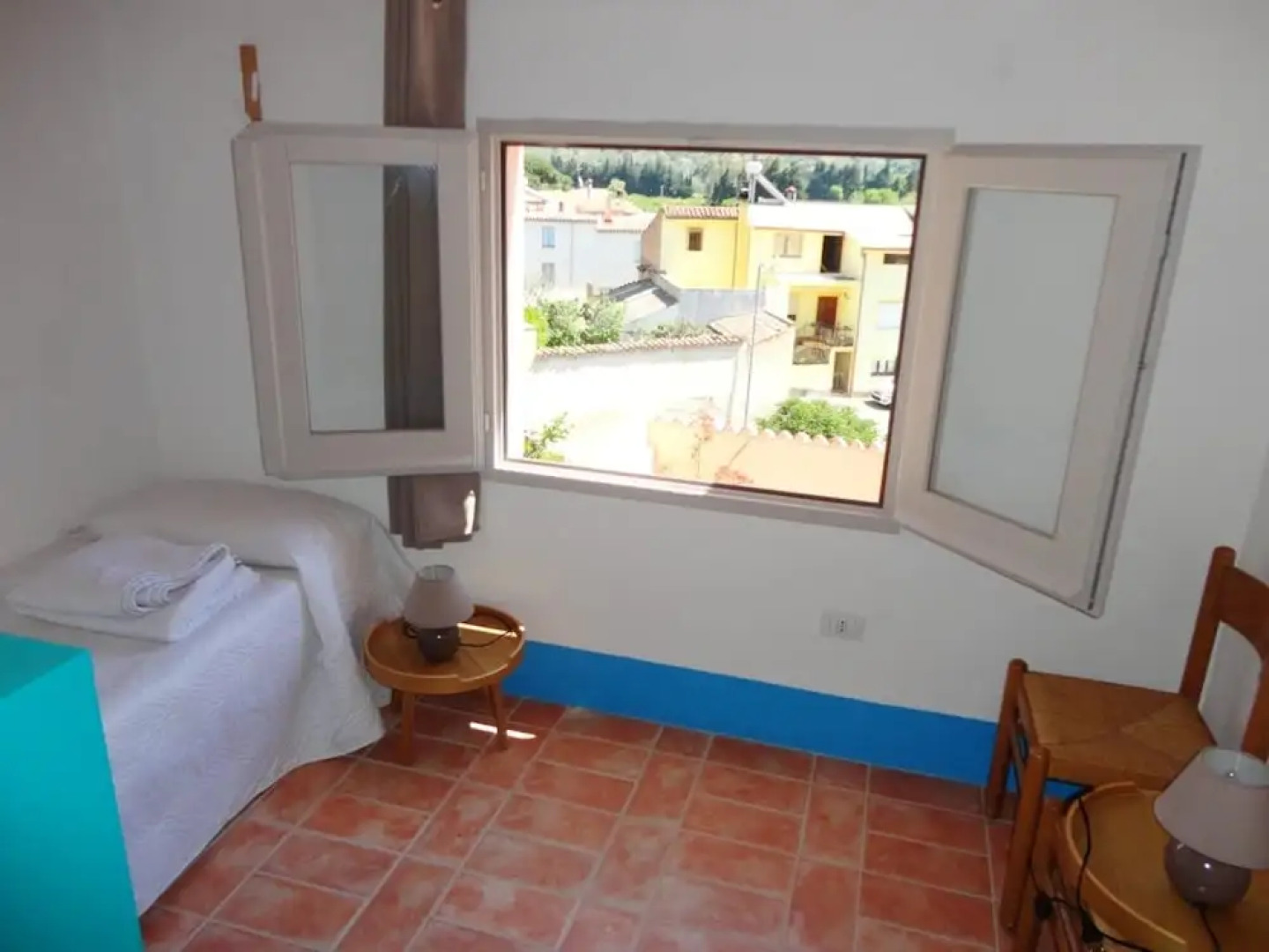 House With 3 Bedrooms in San Vito, With Wonderful Mountain View and Enclosed Garden Near the Beach