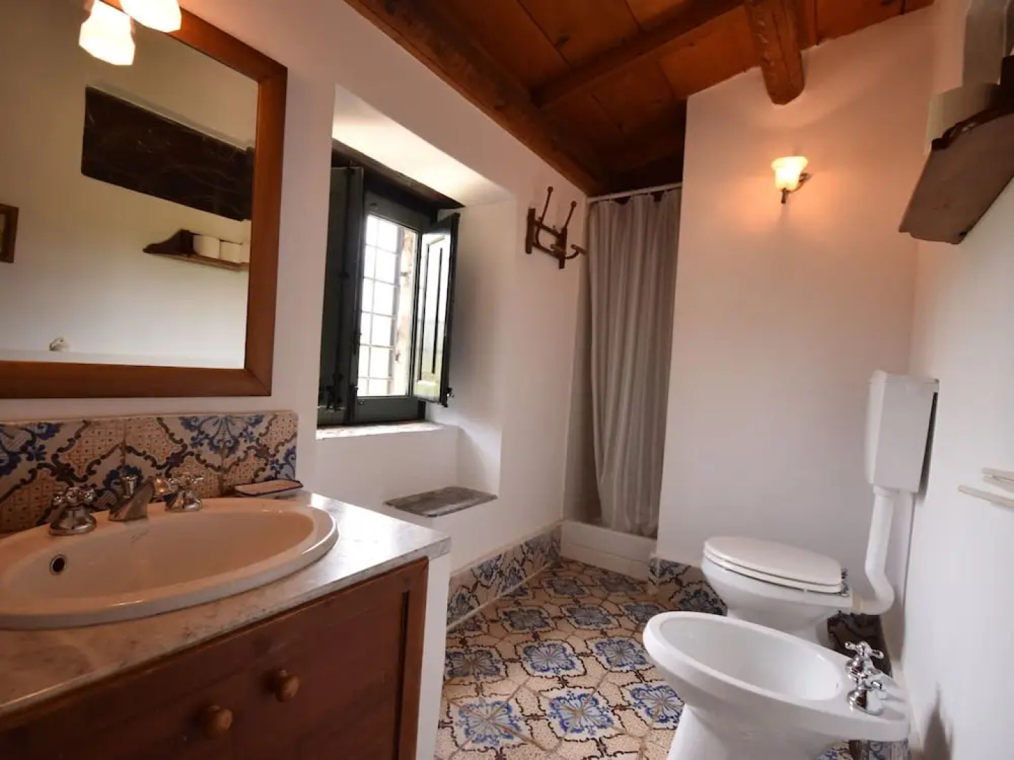 Cozy Holiday Home in Collesano With Pool