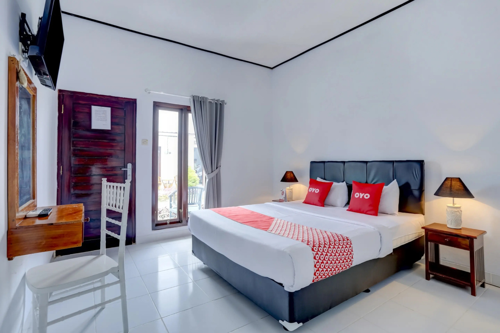 Bahtera Guest House by OYO Rooms