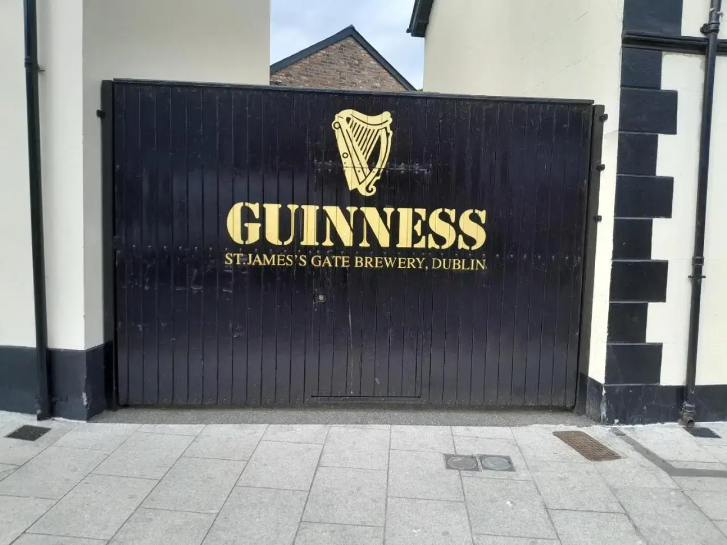 Lavertys - The Black Bull Inn