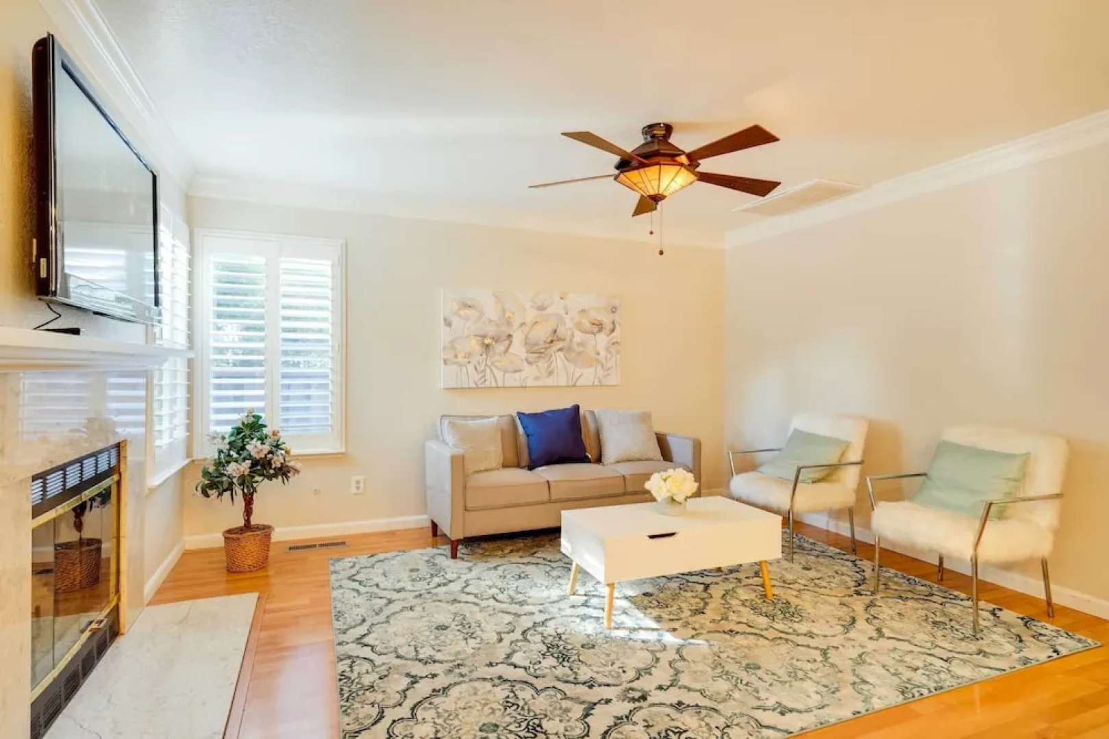 Bright Tracy Vacation Rental w/ Patio!