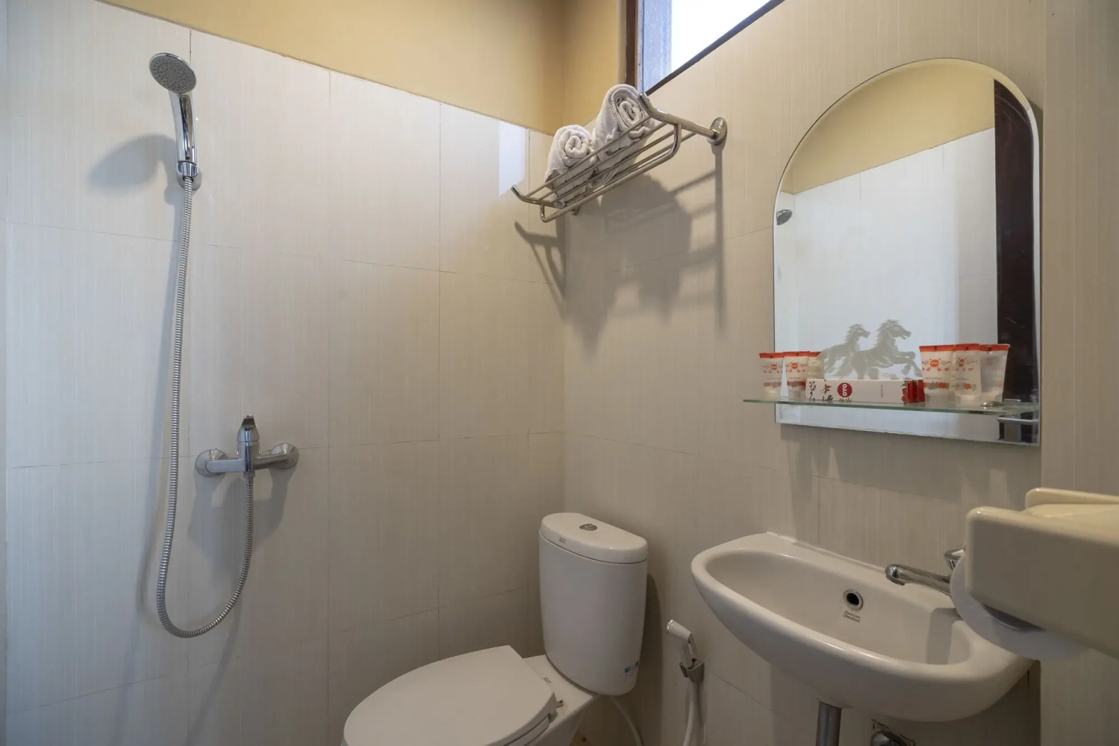 Capital O 612 Dante Guesthouse