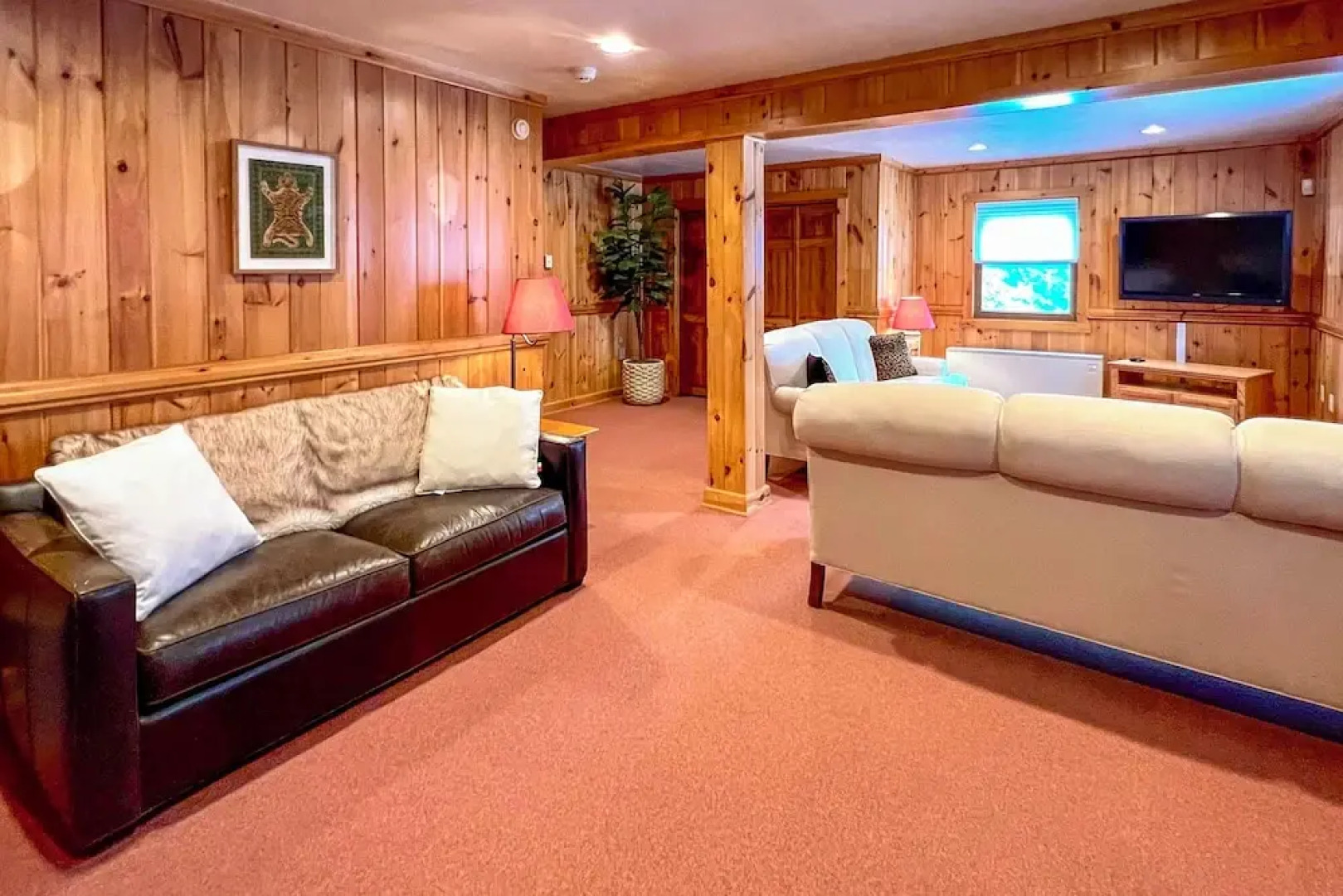 Vacation Rental Home ~ 2 Mi to Windham Mountain!