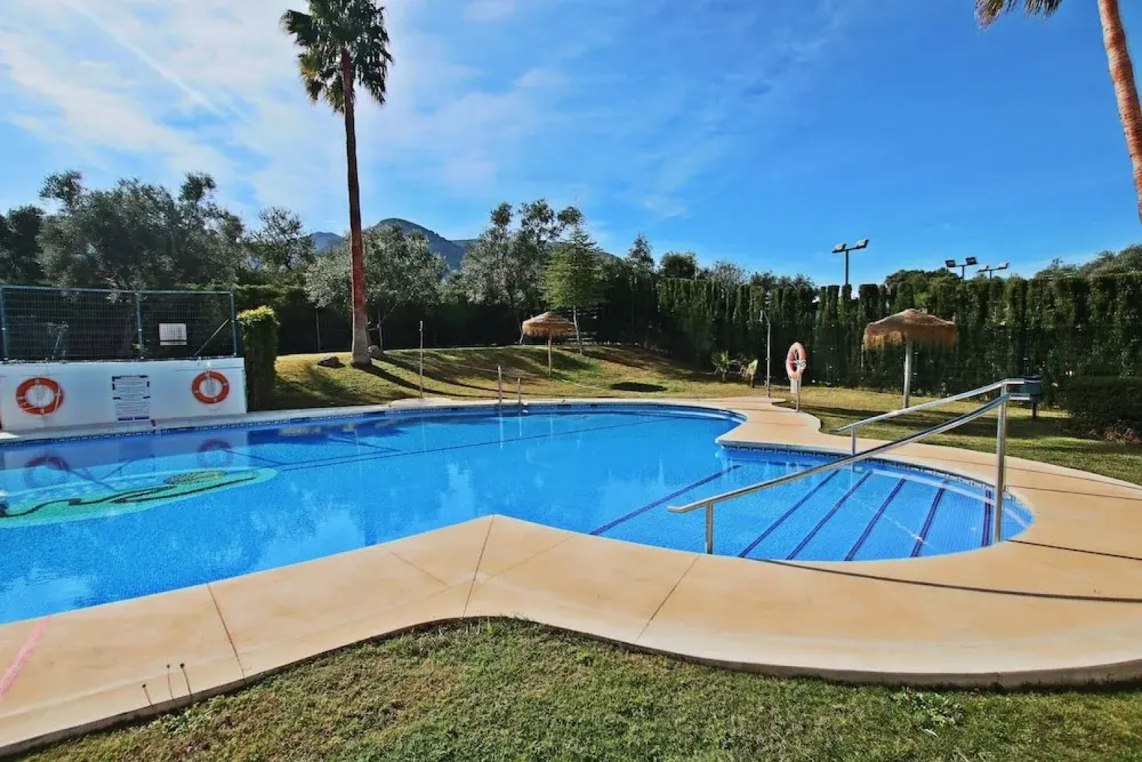 Luxury 4 Pers Apartment in Alhaurin de la Torre