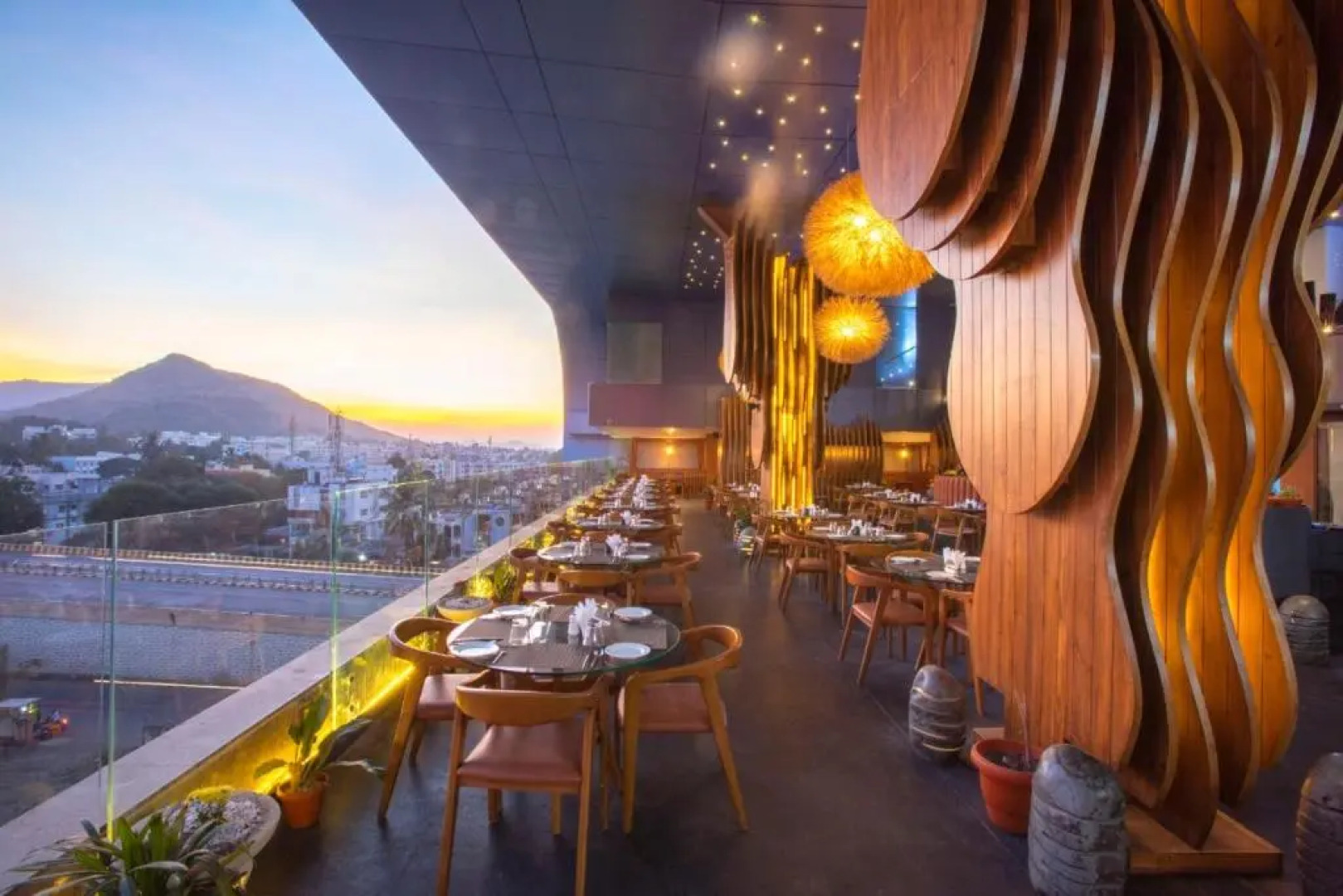 Sapphire Premium Hotel & Suite