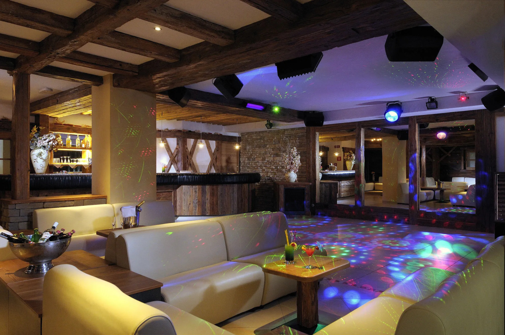 Tevini Dolomites Charming Hotel