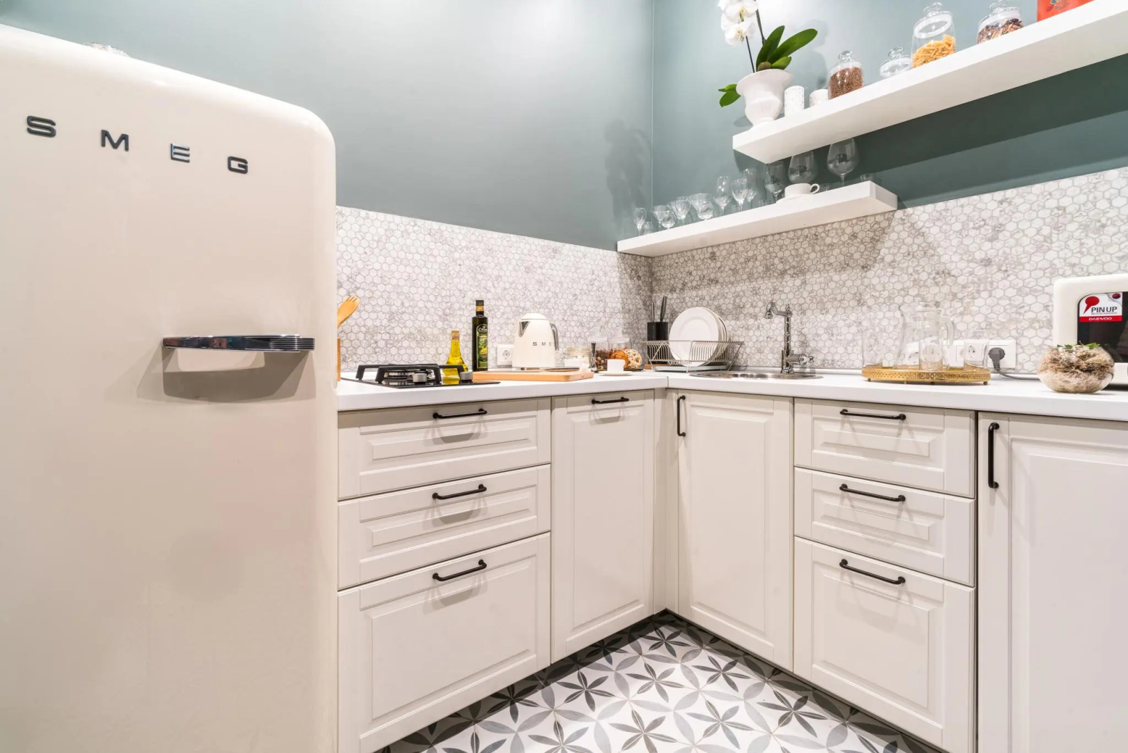 Rubinsteina 12 by Ginza Project