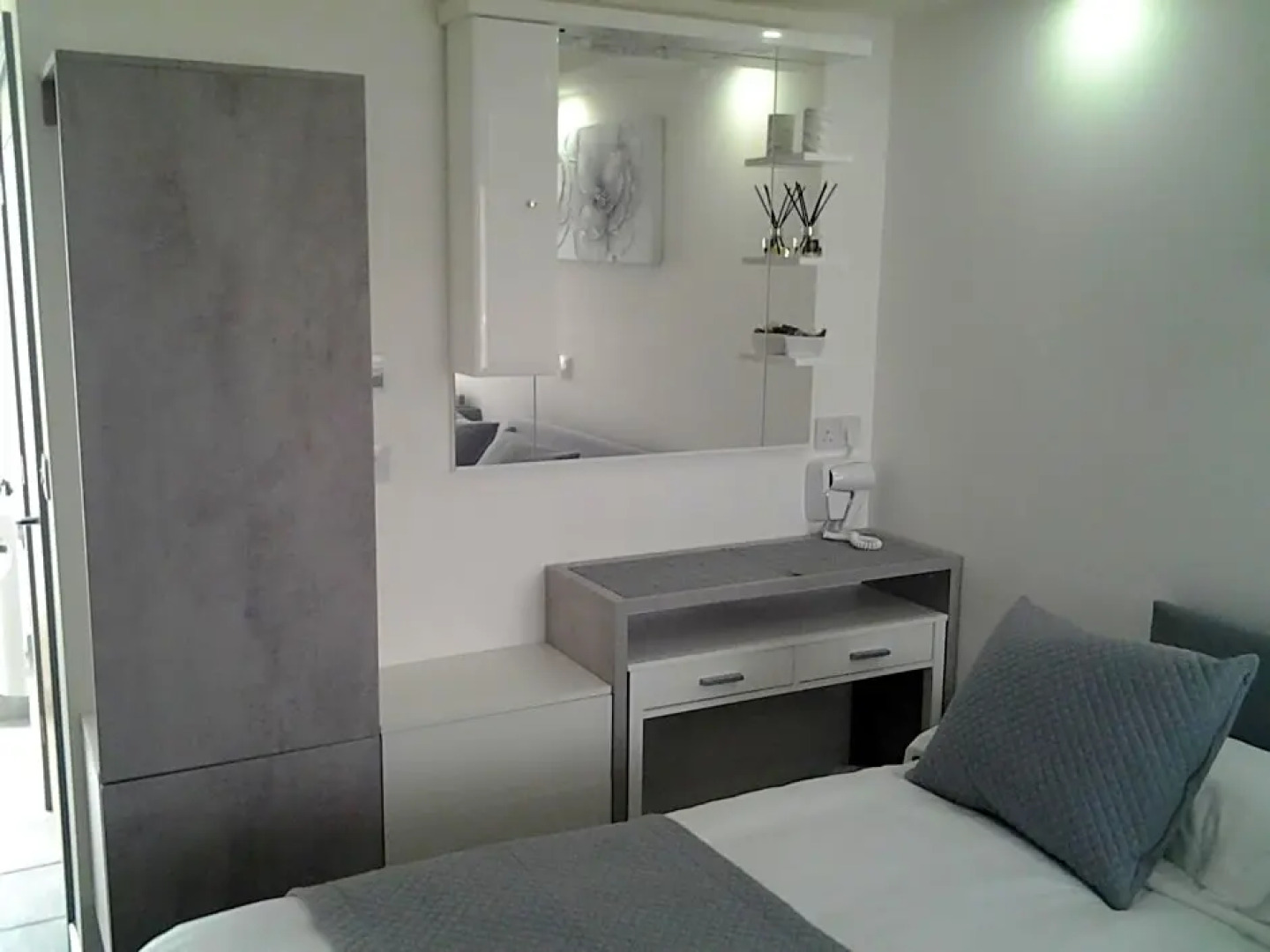 Lady Charlotte Guest rooms triple rooms