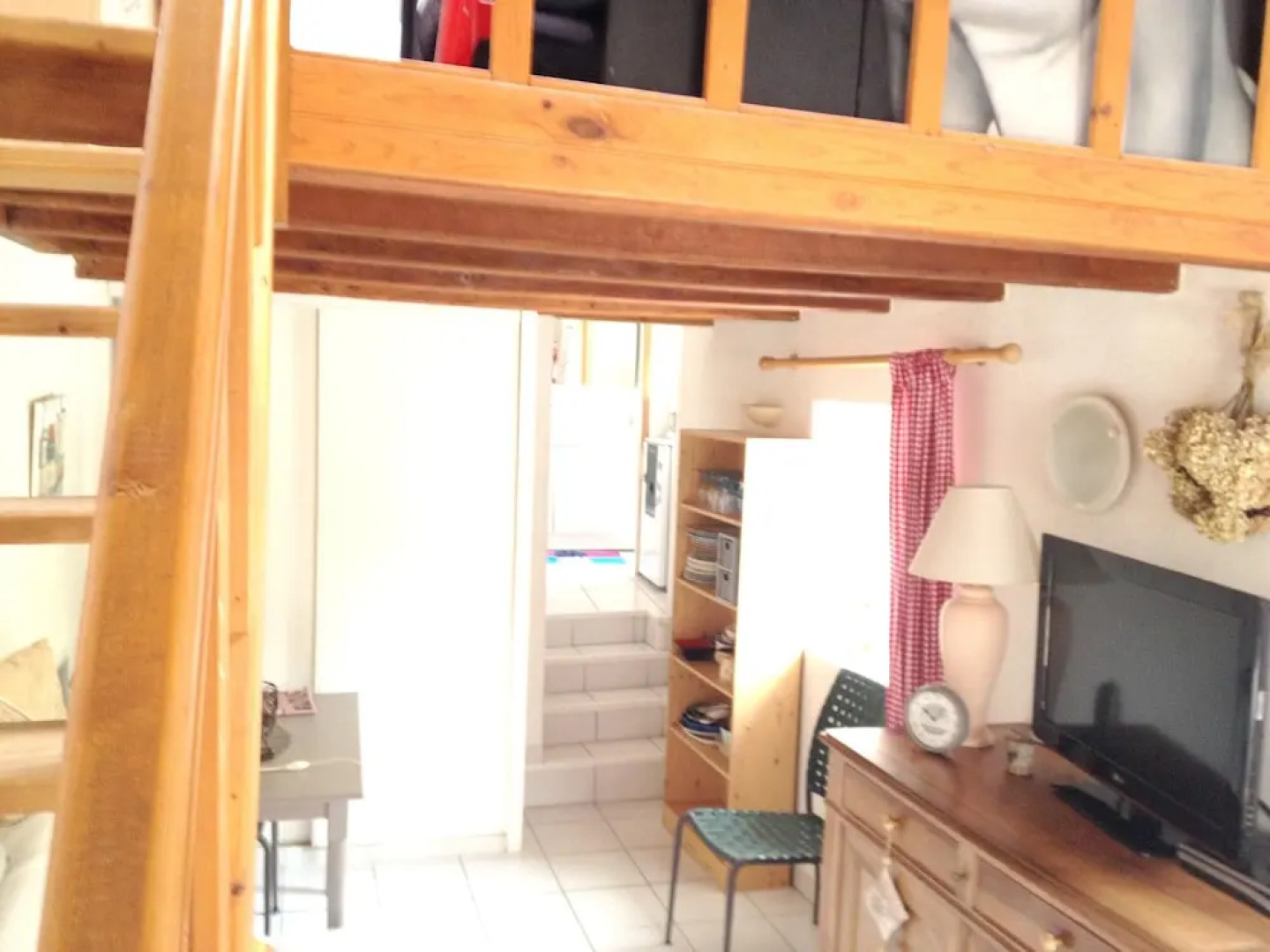 Studio in Saint-jean-d'angély, With Private Pool, Enclosed Garden and