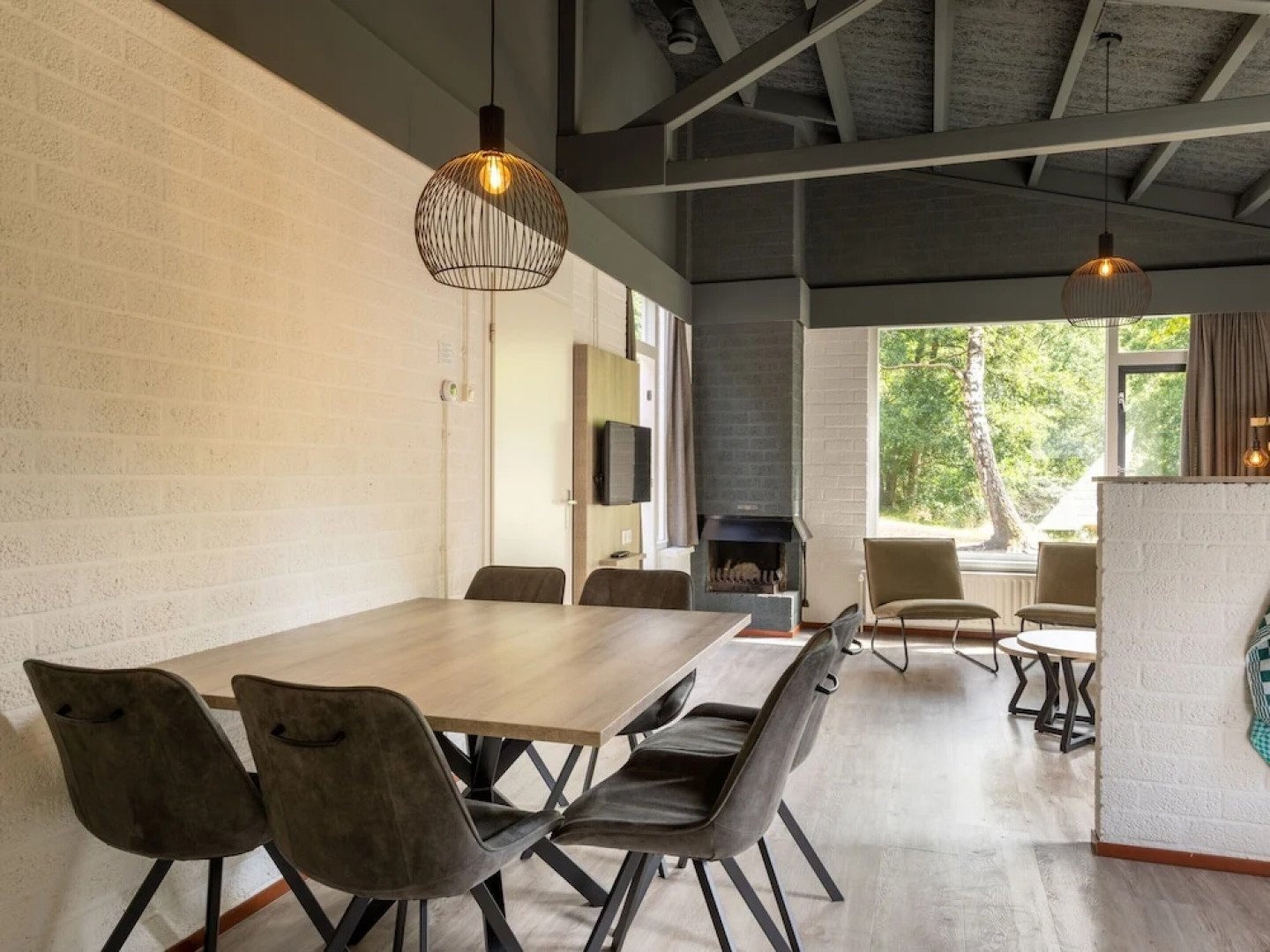Restyled Bungalow with Dishwasher near Nature Reserve