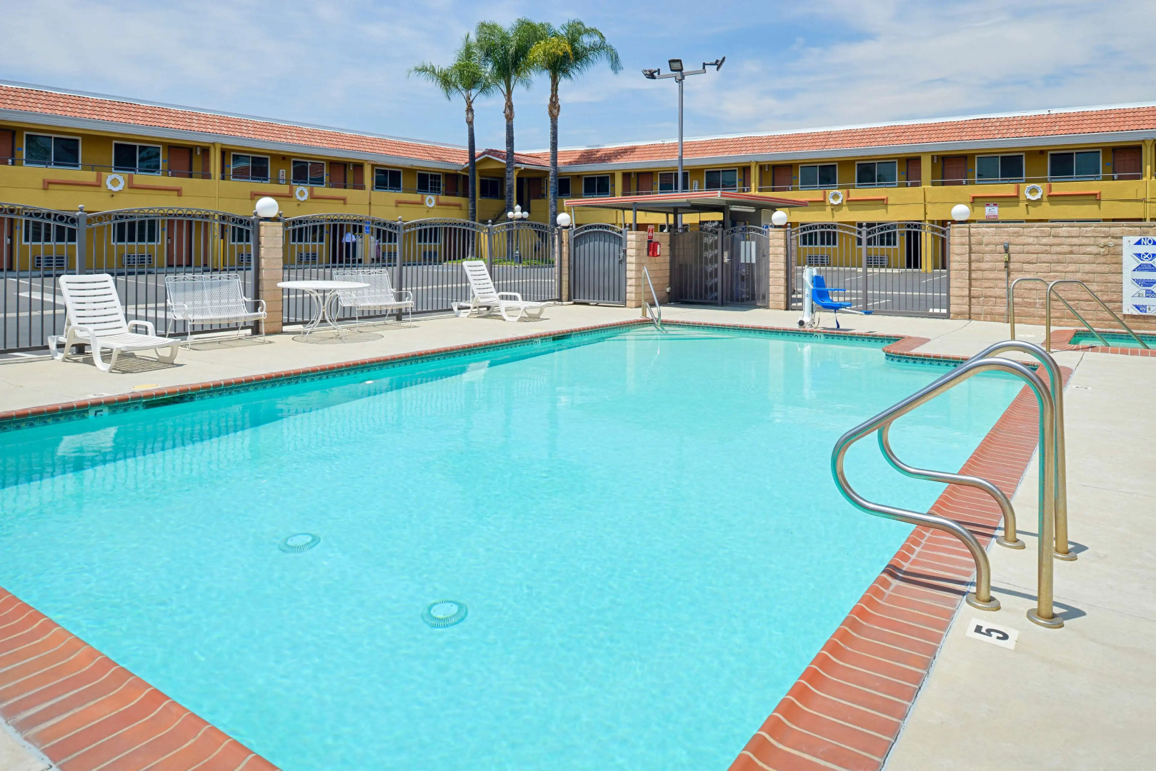 Americas Best Value Inn Azusa Pasadena