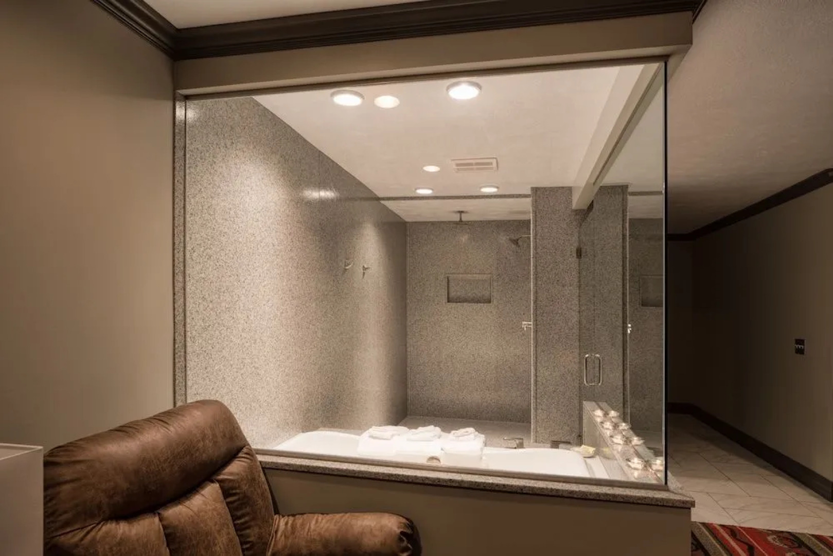 Hotel Arthur by OYO Glenwood Hwy 34