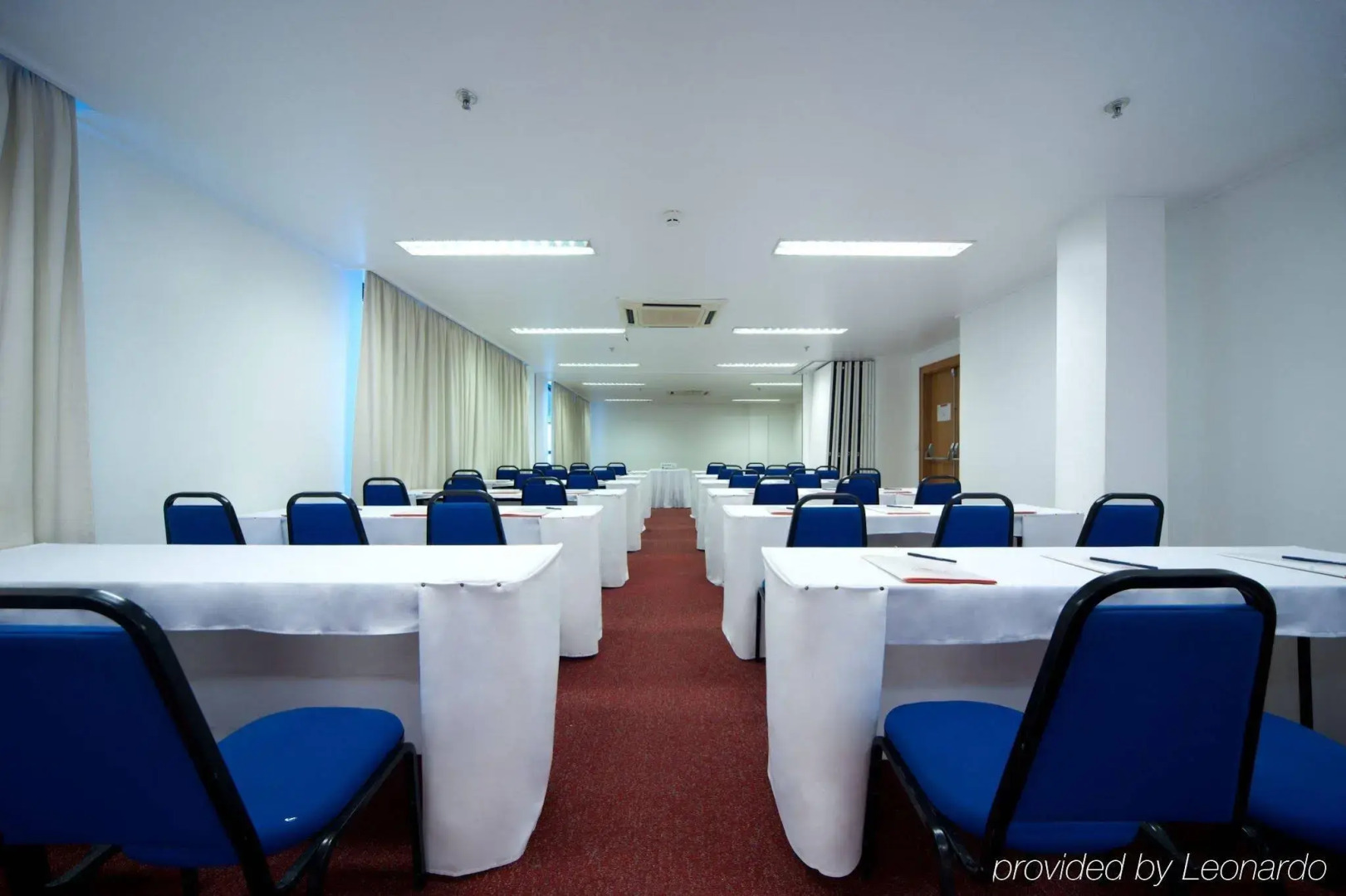 Tropical Executive Hotel