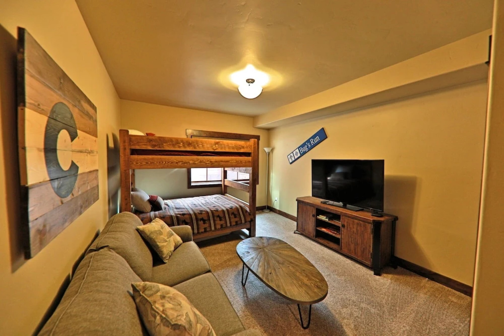 Mountain Terrace 4 Bedrooms 4 Bathrooms Townhouse