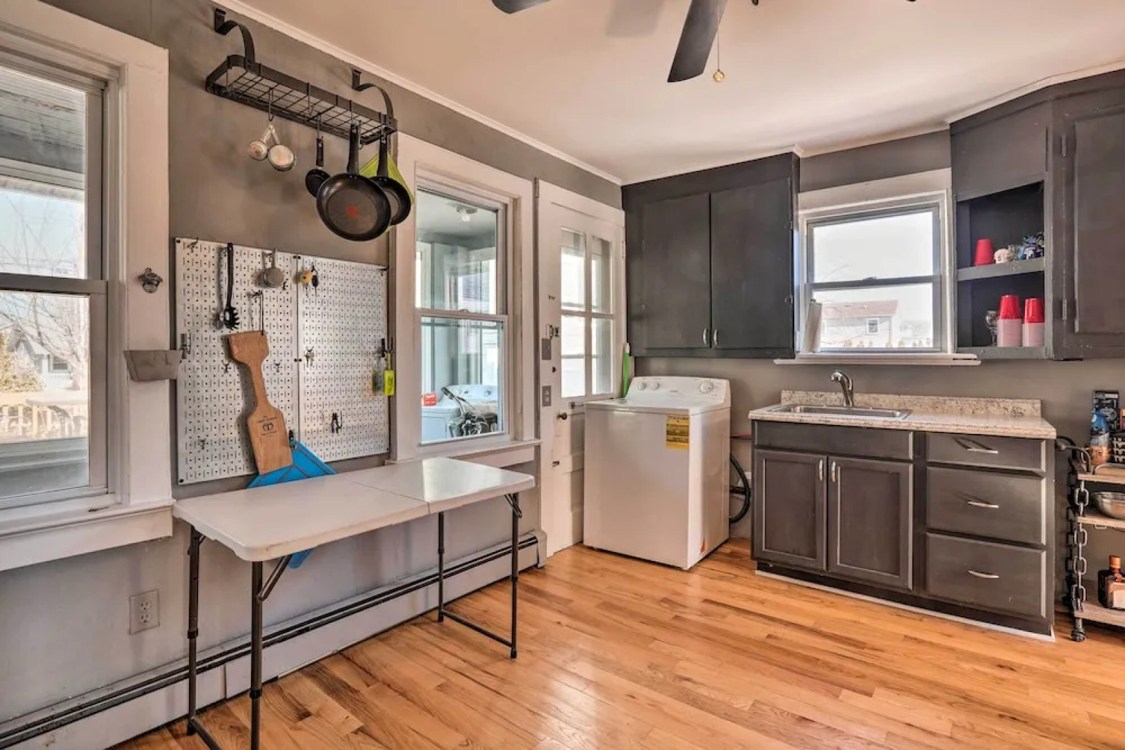 Pet-friendly Belmar Cottage < 1 Mi to Beach!