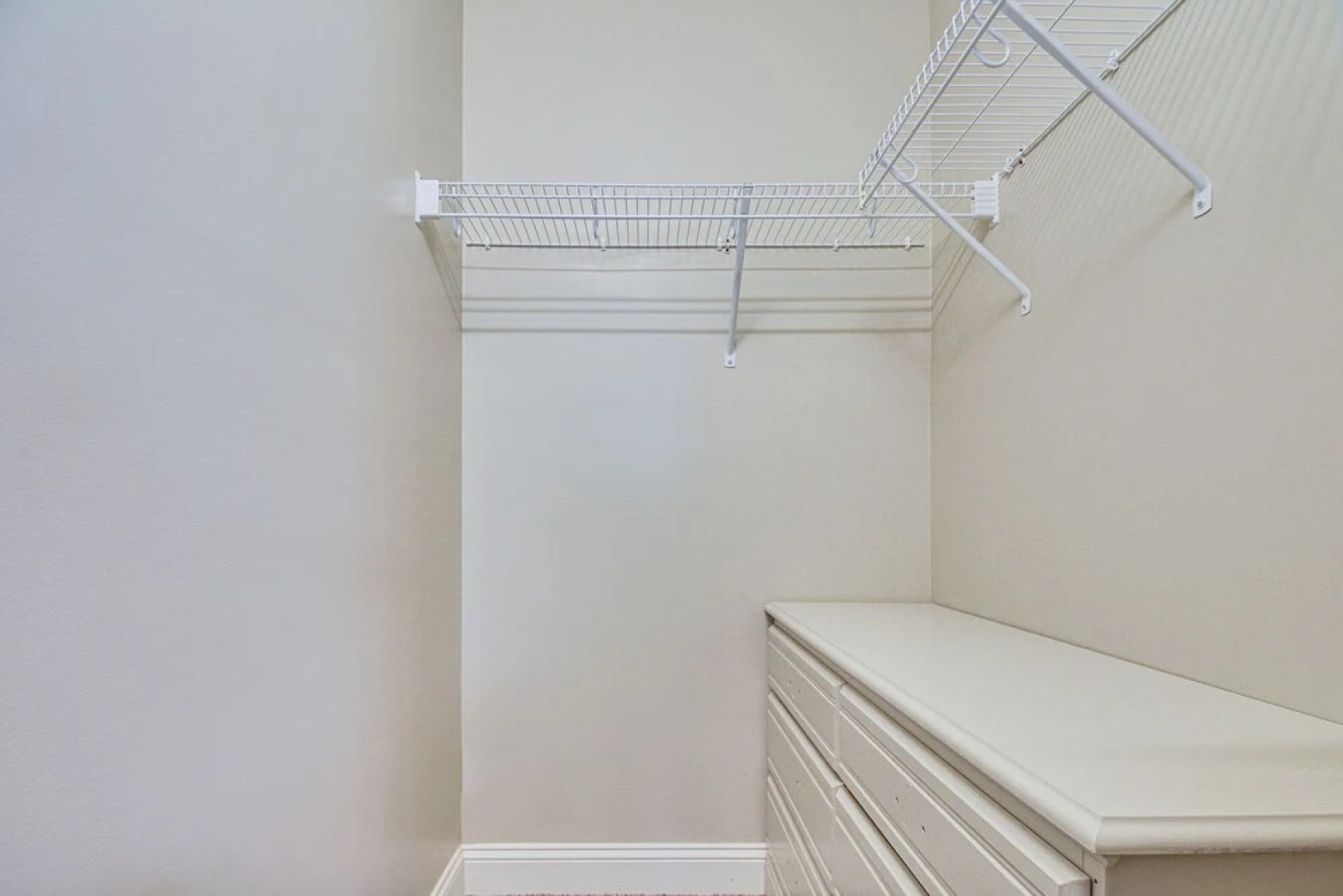 Spacious Home w/ Fireplace - Near Pinehurst Golf!