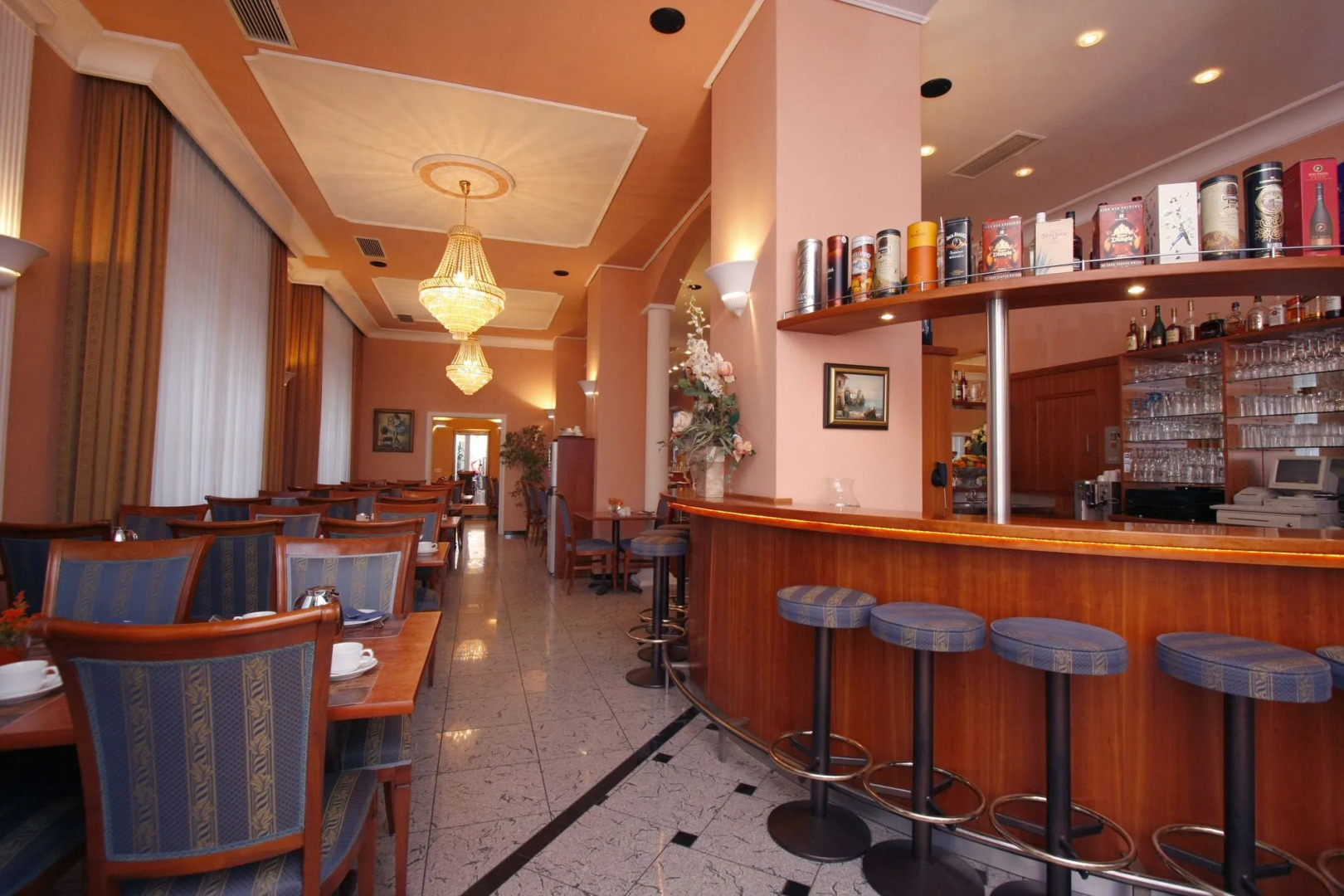 Apartment Hotel Kral