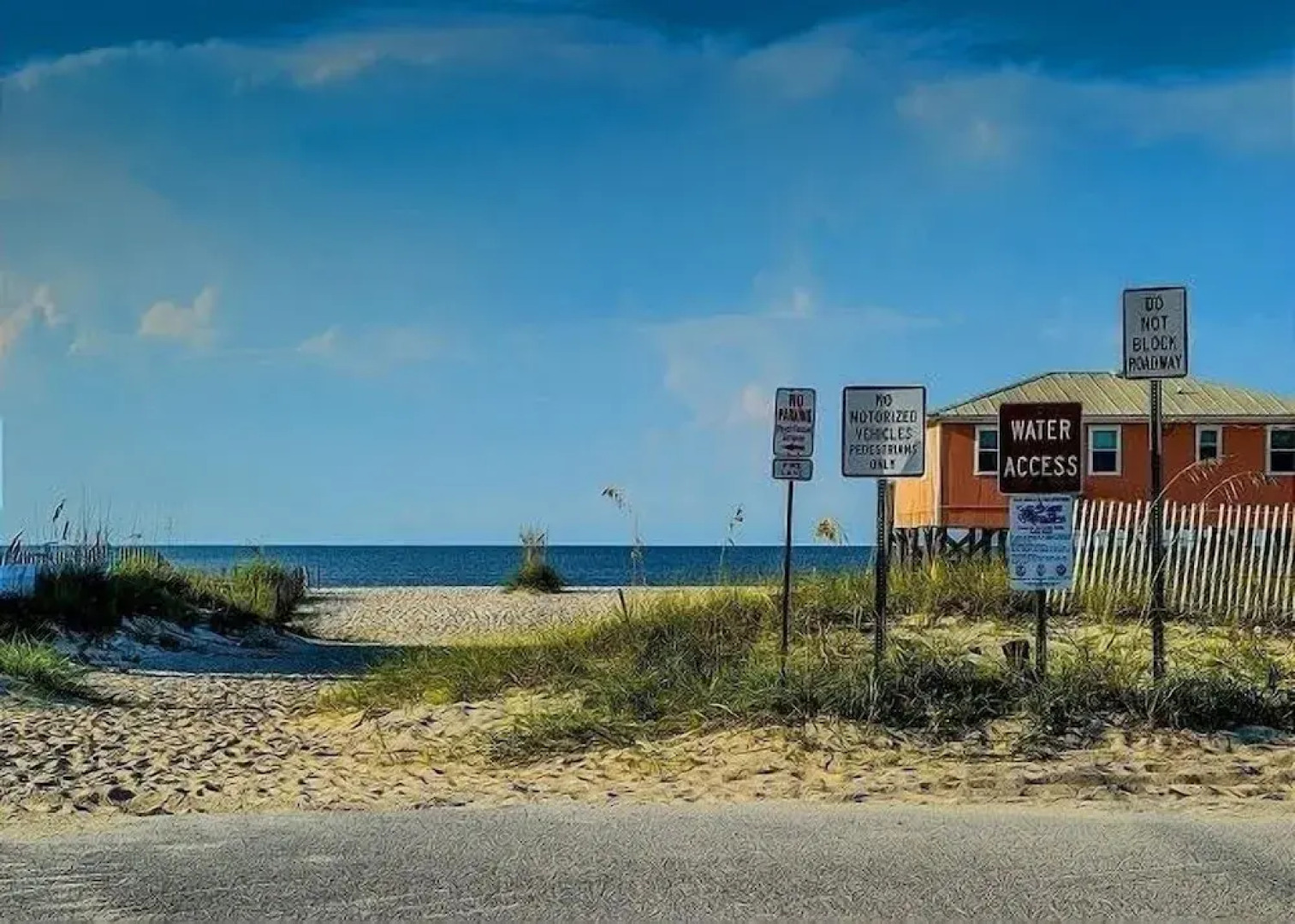 The Rookery Iii 7011 3 Bedroom Cottage by RedAwning