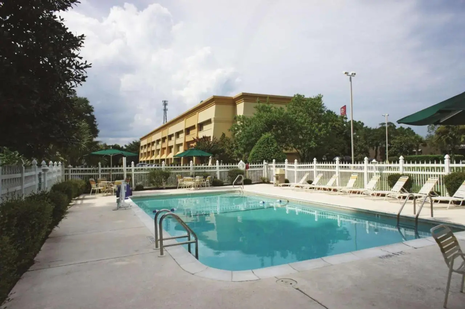 La Quinta Inn & Suites Brunswick #1040